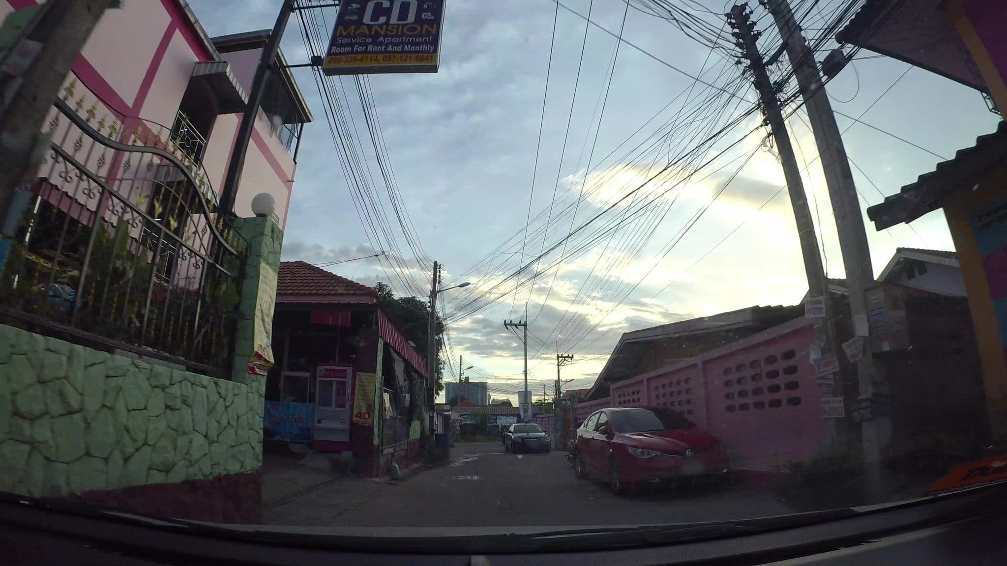Street view near ChokDee Apartment, Pattaya