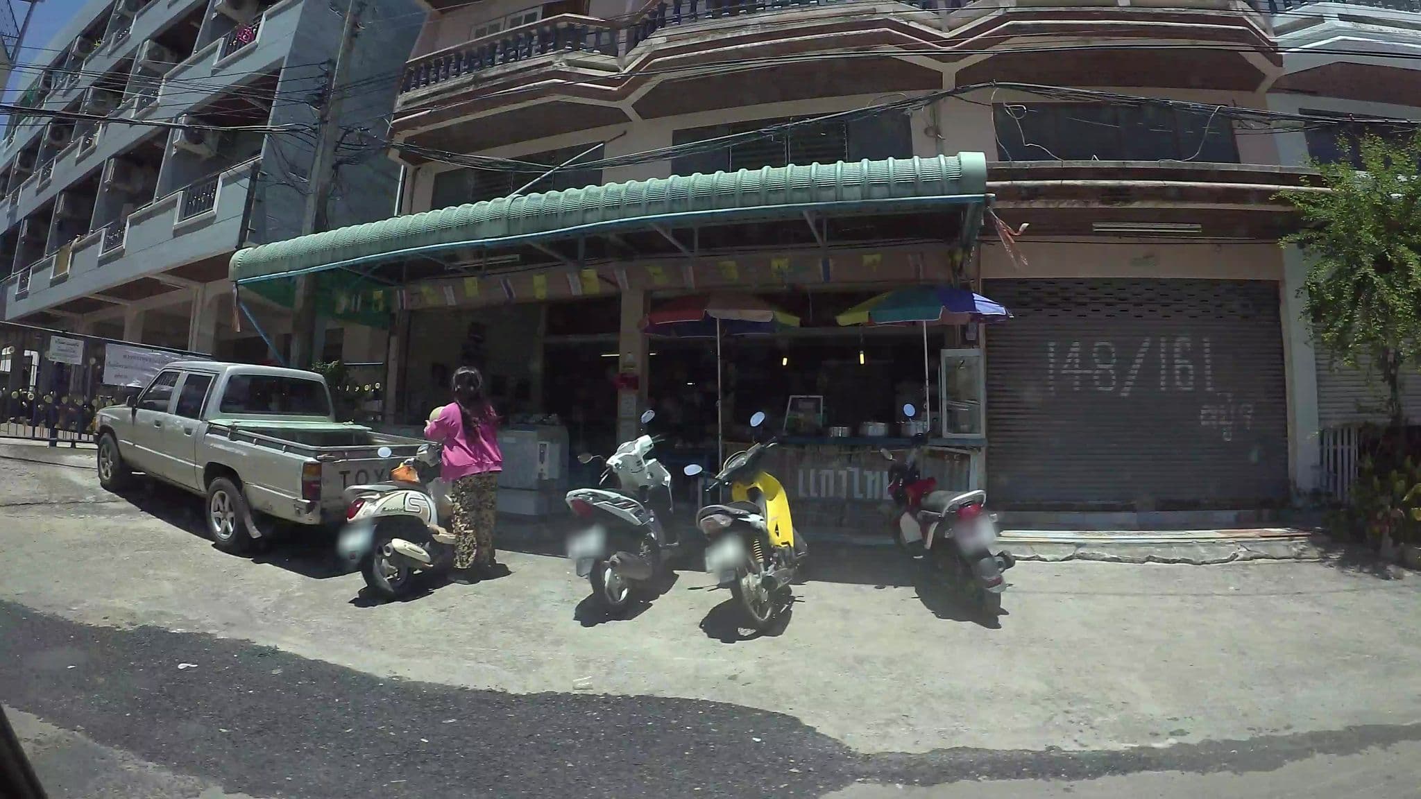 Street view near Kaysan Apartment, Pattaya
