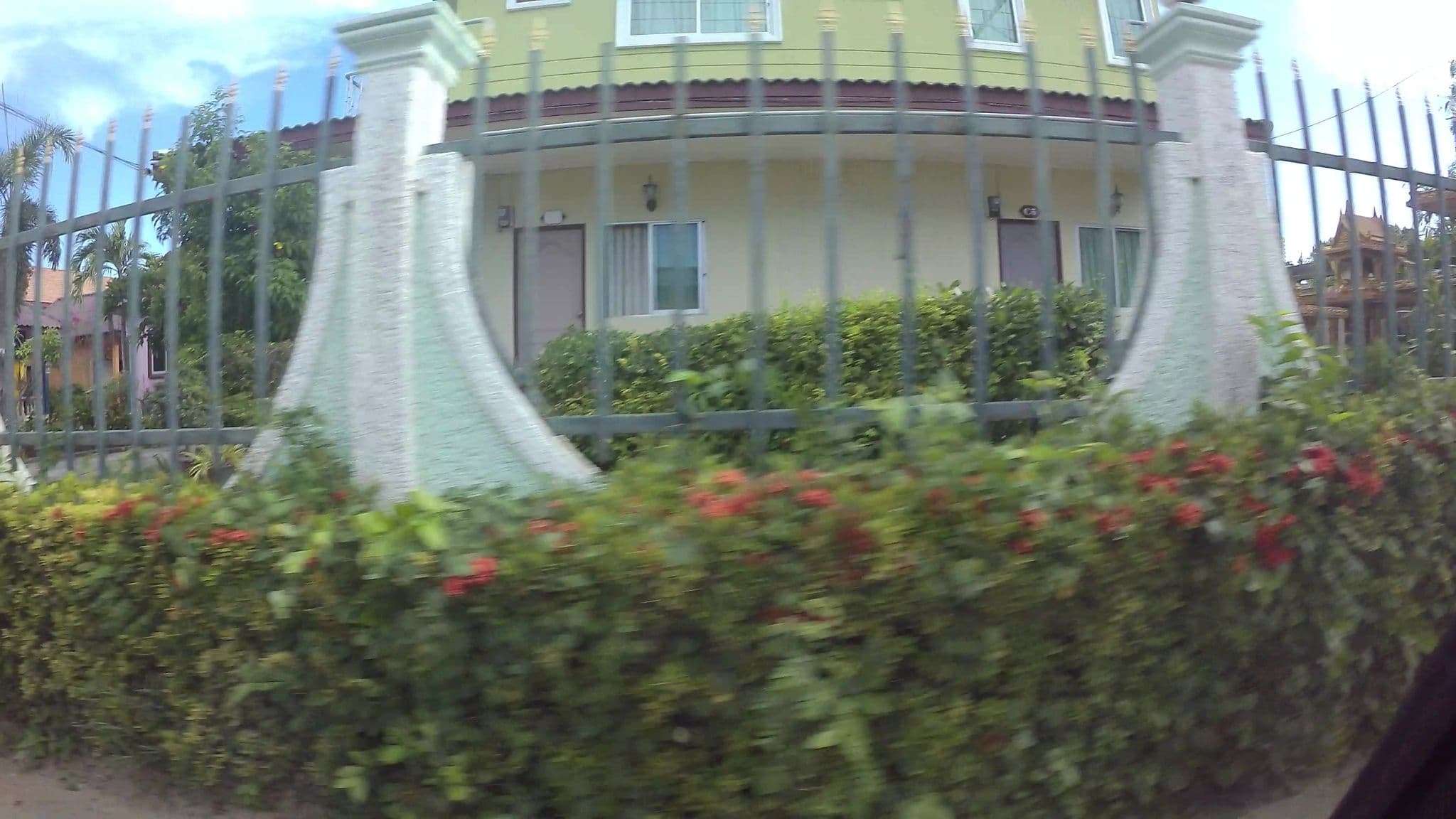 Street view near Phanon Resort, Pattaya — © kaart_3 (CC BY-SA · Mapillary)