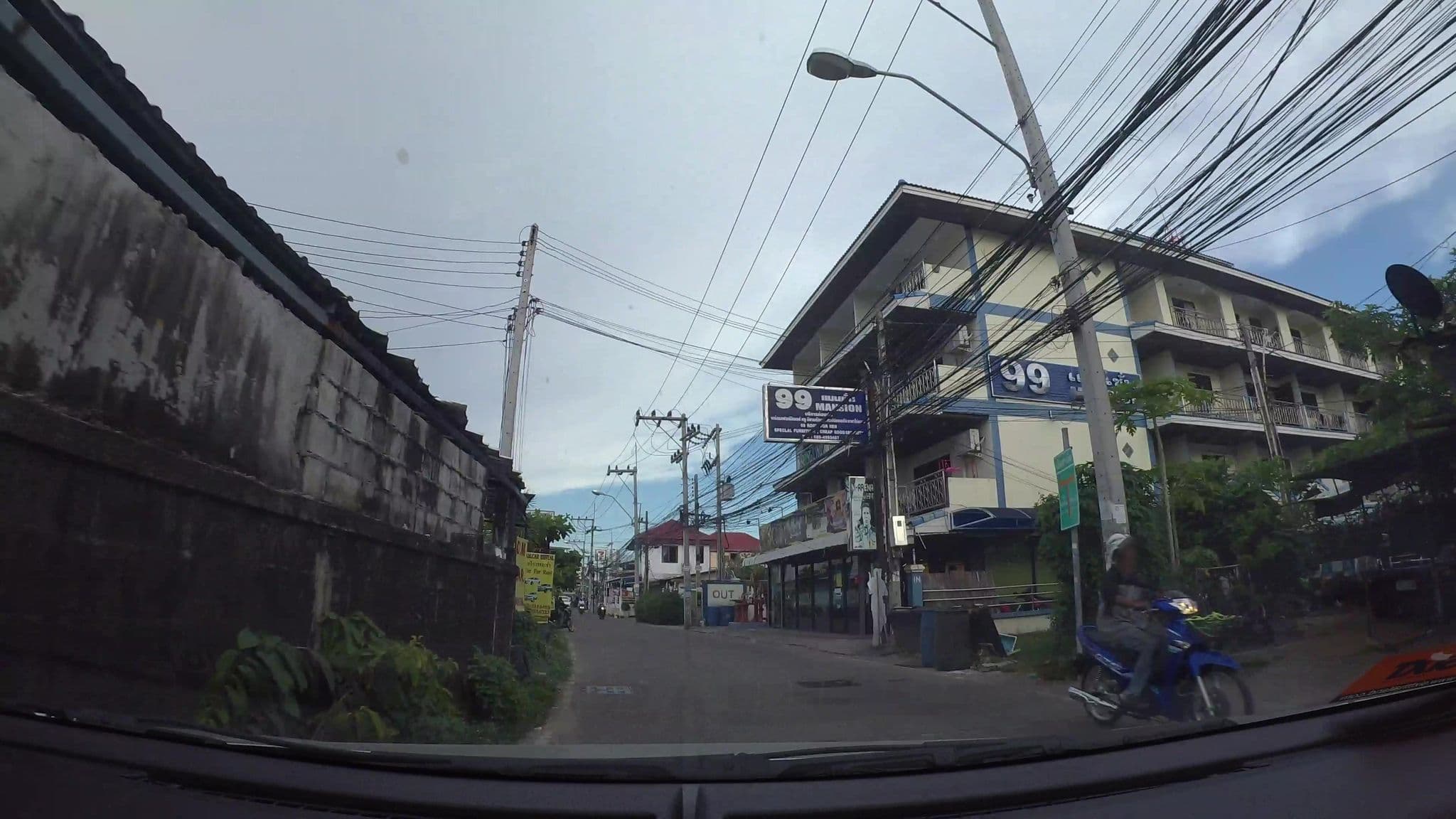 Street view near 99 Mansion, Pattaya — © kaart_3 (CC BY-SA · Mapillary)