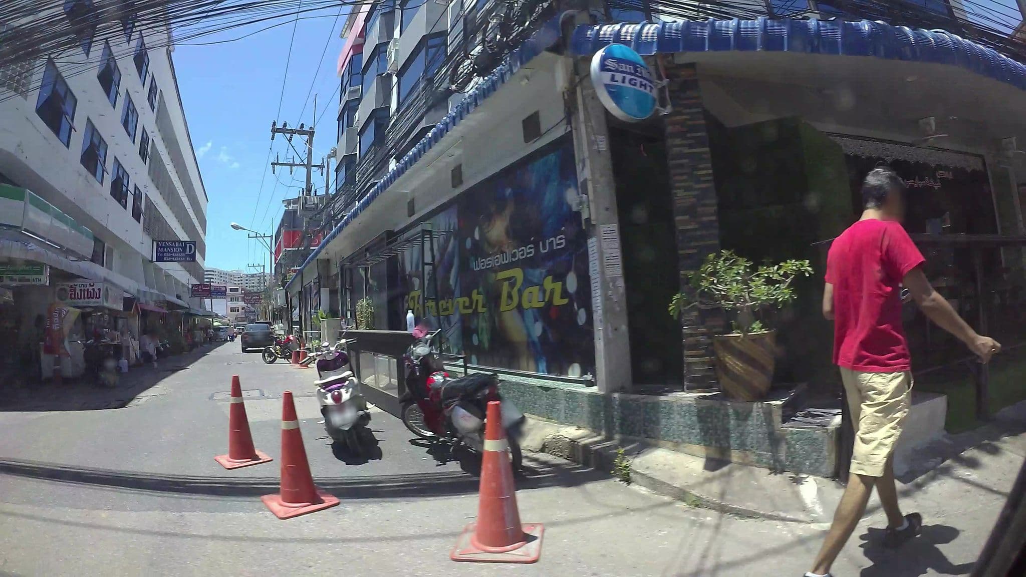 Street view near Koenig Mansion, Pattaya