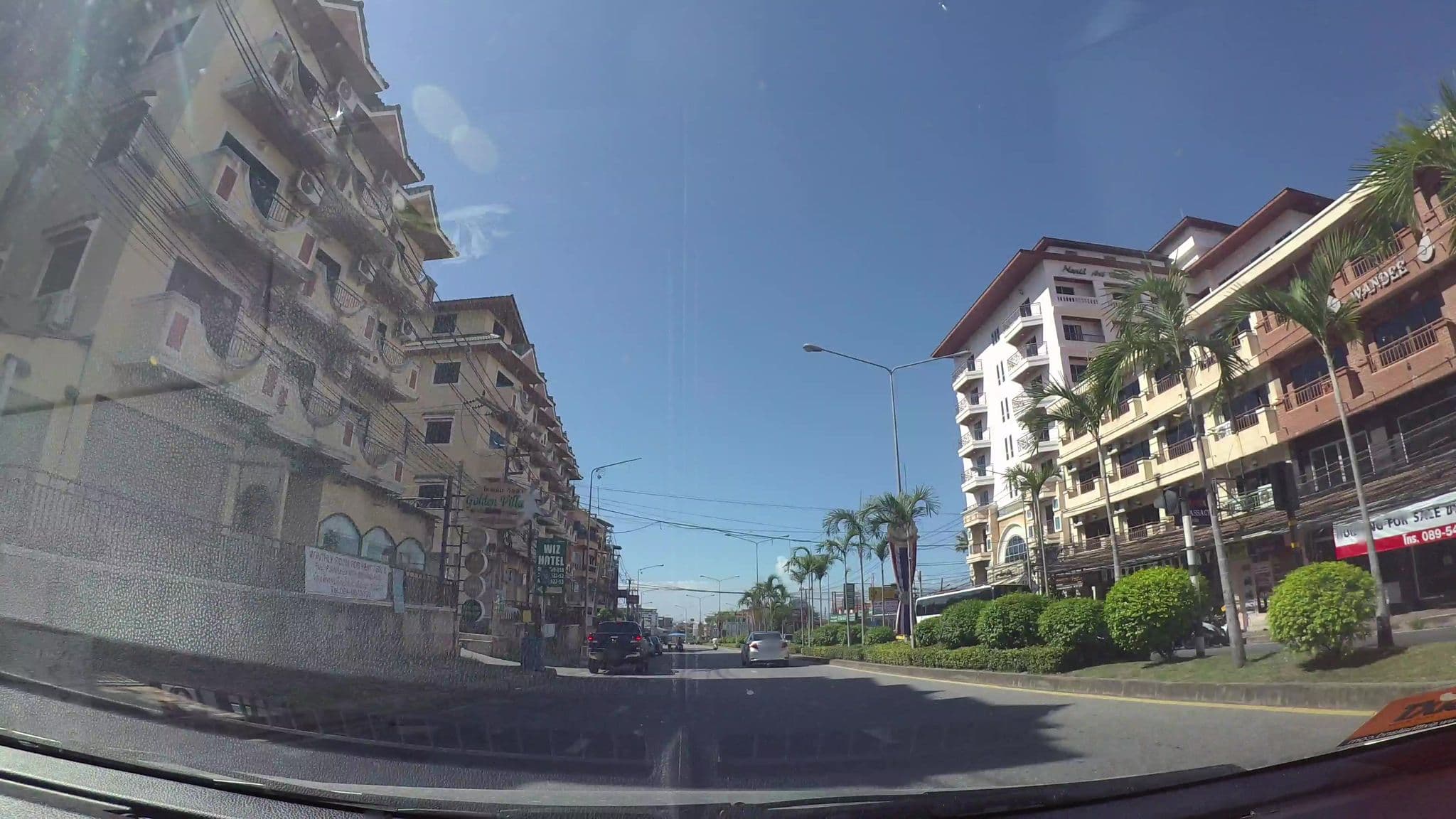 Street view near Naris Hotel, Pattaya