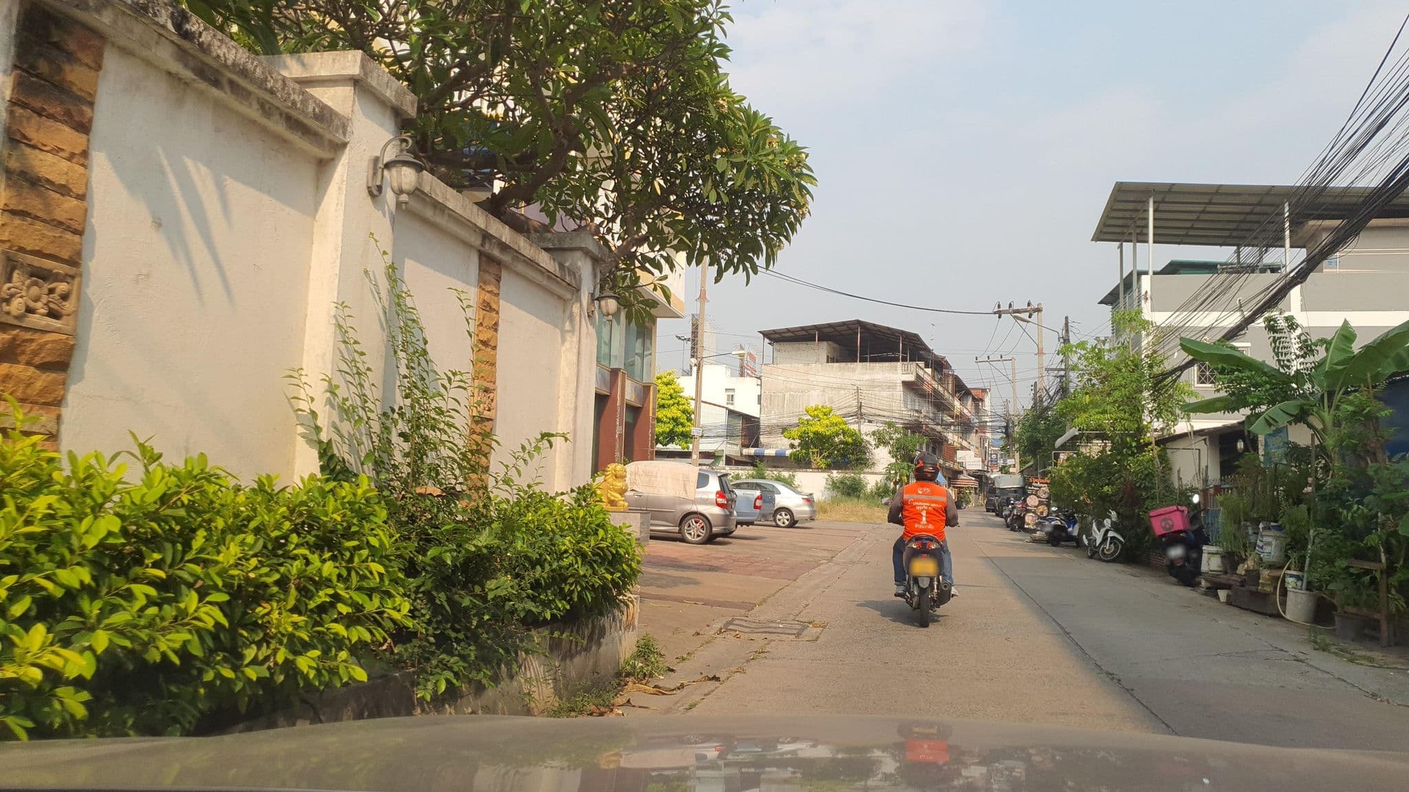 Street view near BB Mansion, Pattaya — © jrcarlsen (CC BY-SA · Mapillary)