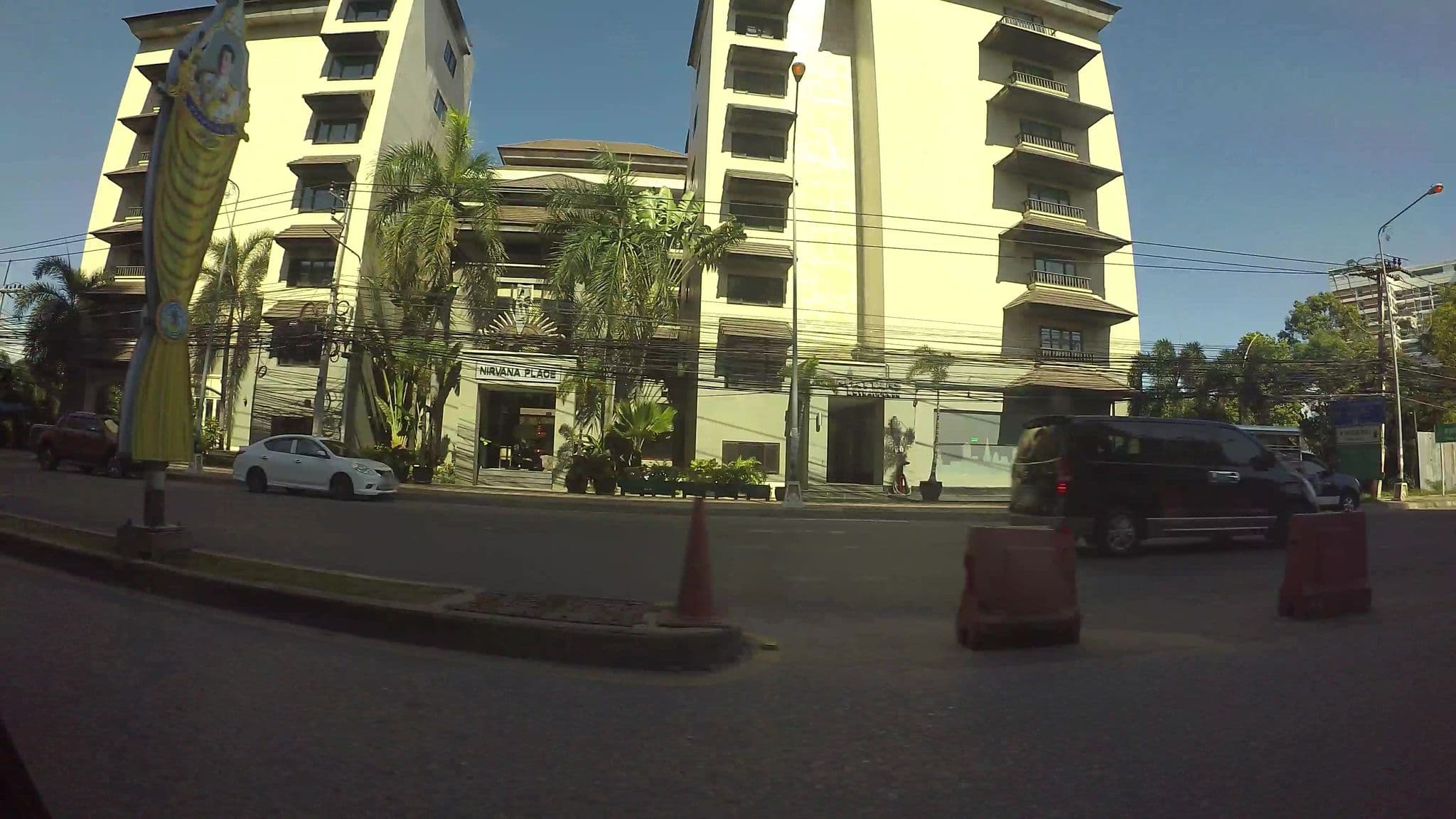 Street view near Nirvana Place, Pattaya