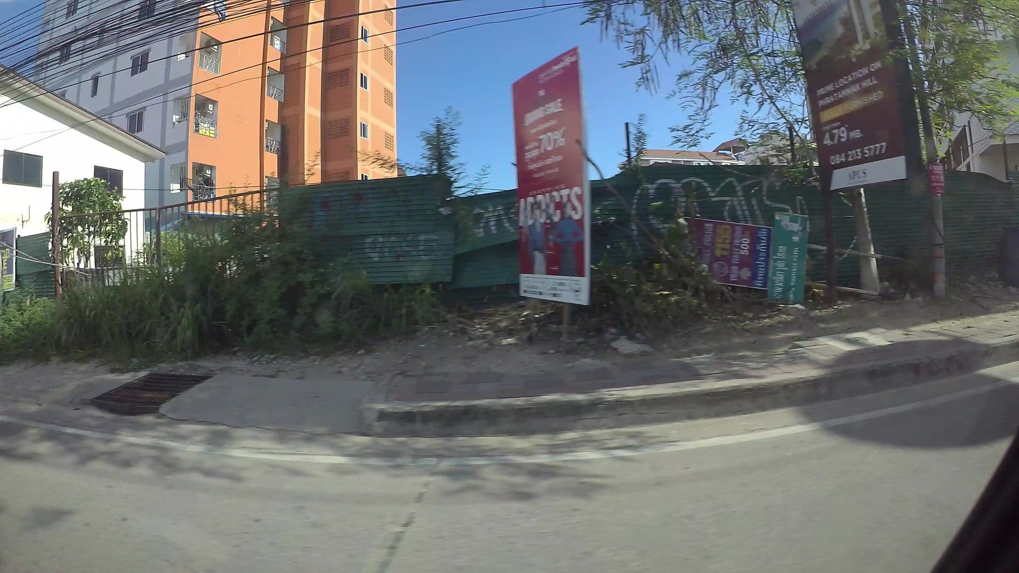 Street view near K Place, Pattaya — © kaart_3 (CC BY-SA · Mapillary)