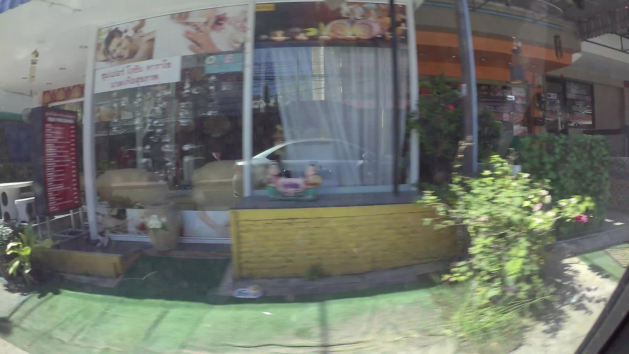 Street view near Hideaway, Pattaya