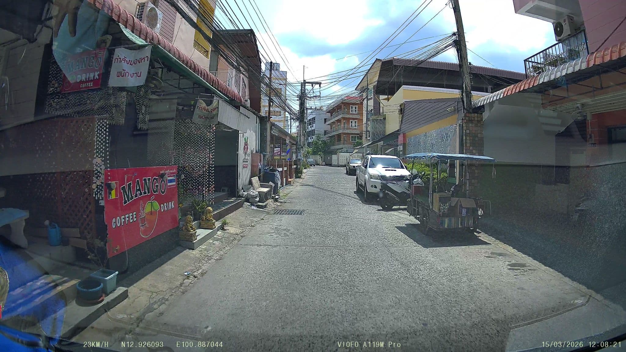 Street view near Vinai Place, Pattaya