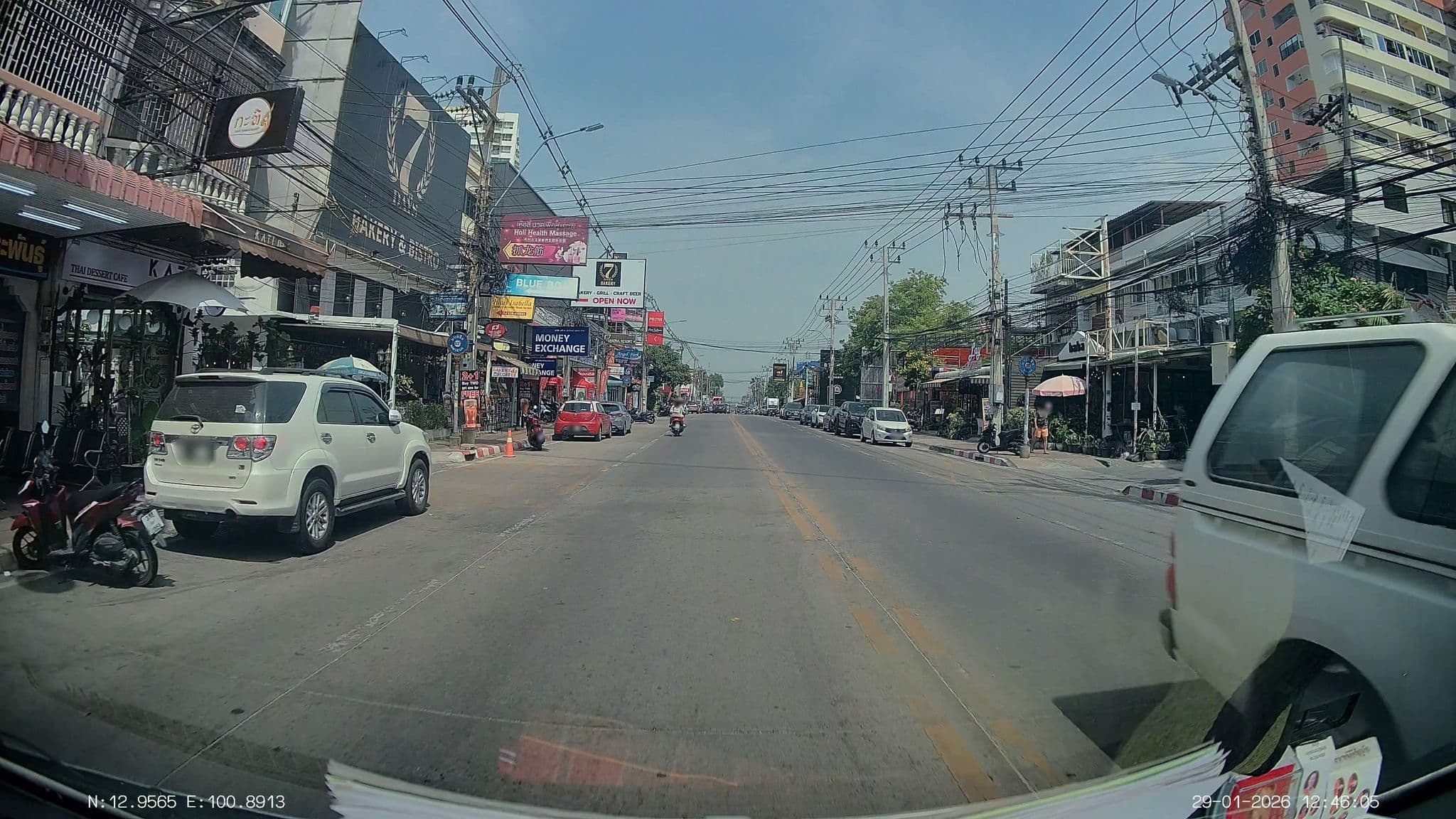 Street view near Angel Park, Pattaya
