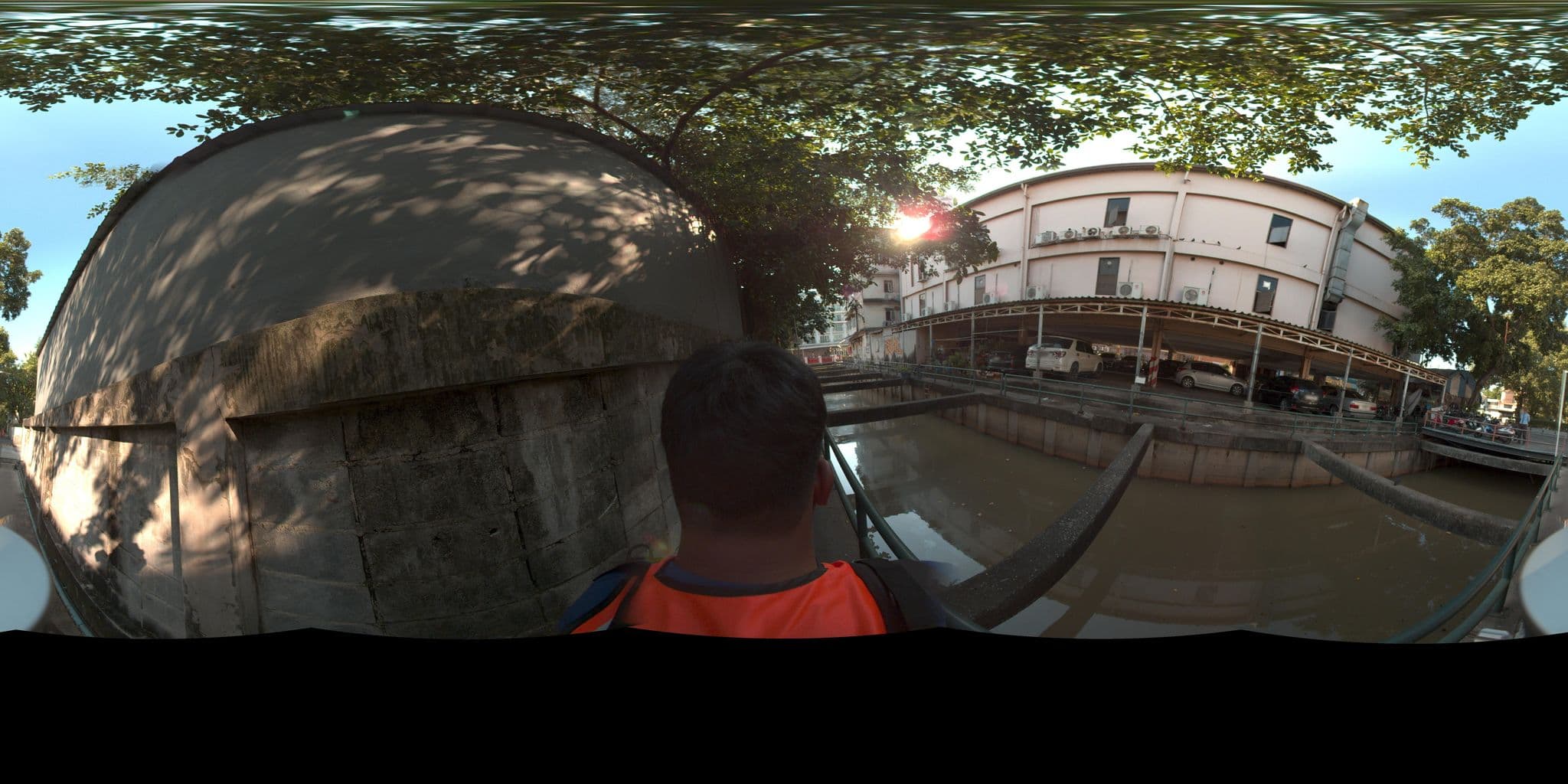 Street view near Chillax Resort, Phra Nakhon