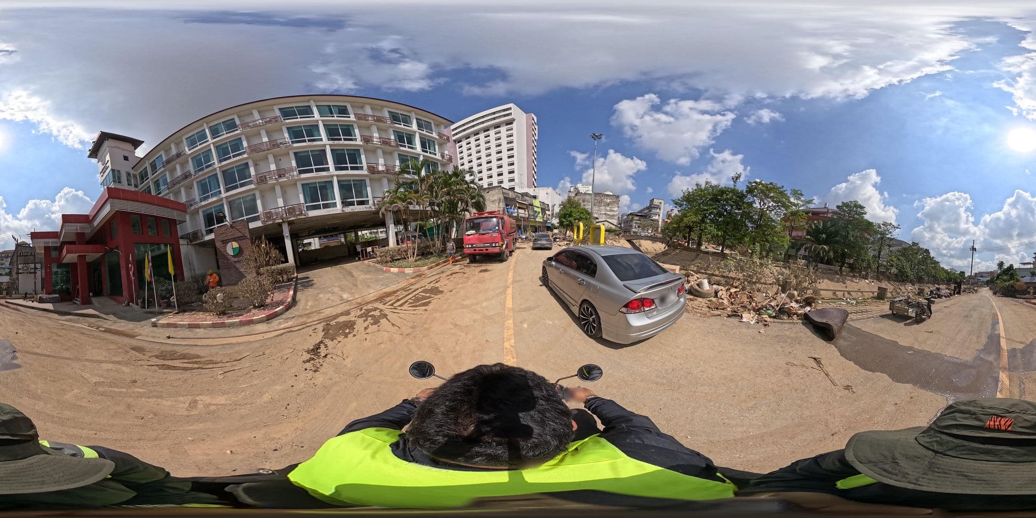 Street view near The Color Hotel, Hat Yai