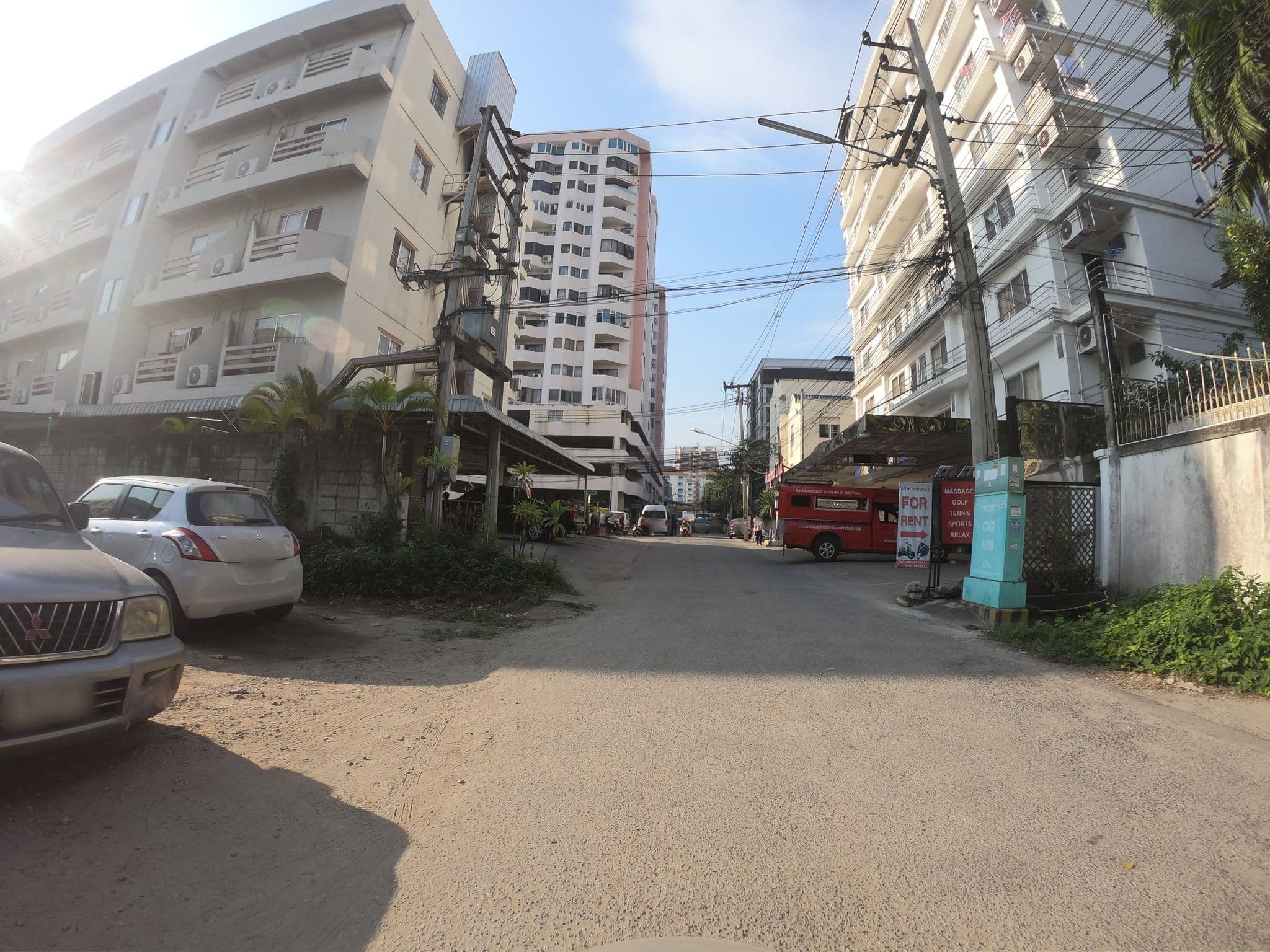 Street view near Puwanon Place, Chiang Mai — © chanuwath_grab (CC BY-SA · Mapillary)