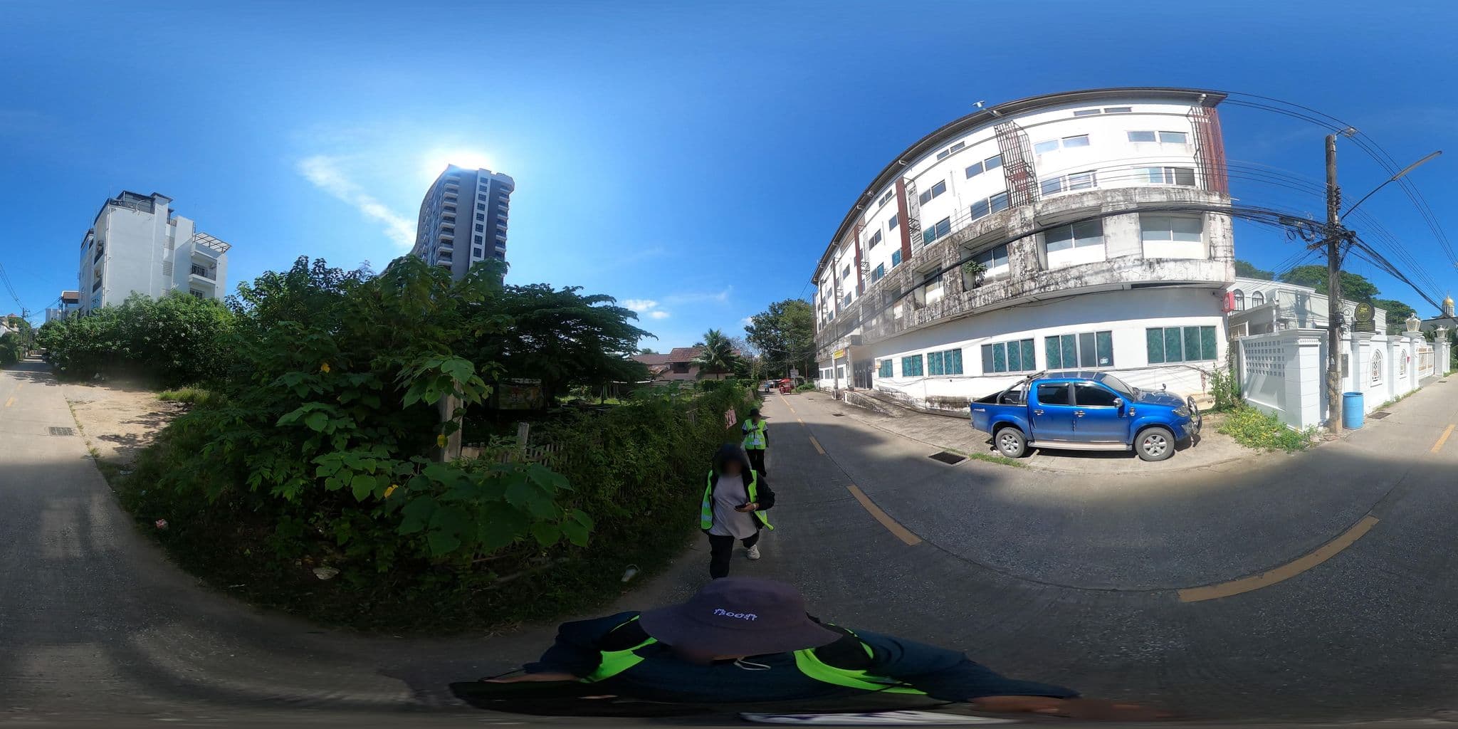 Street view near Paradise Lodge and Spa Hotel, Chiang Mai