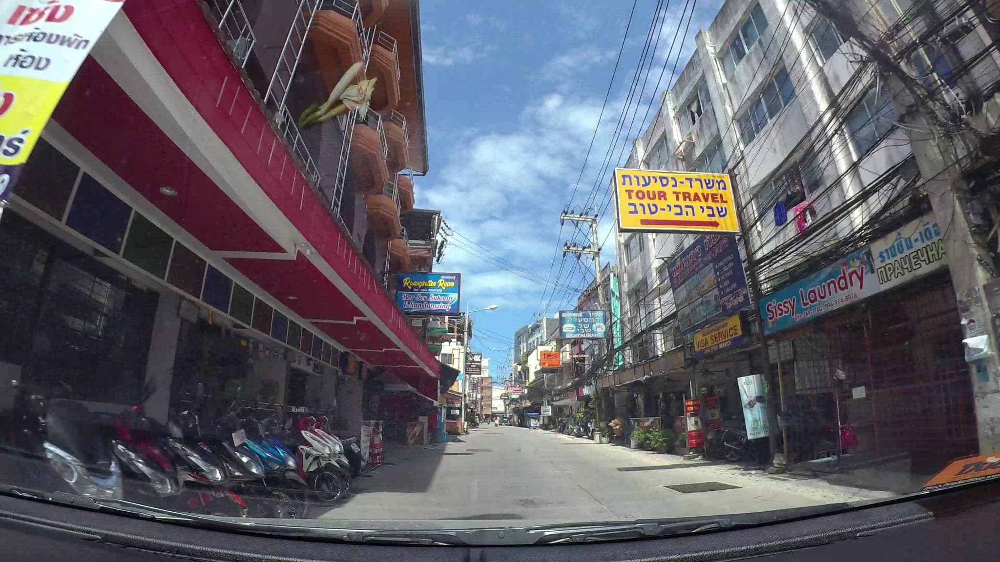 Street view near Sweethearts Guesthouse, Pattaya