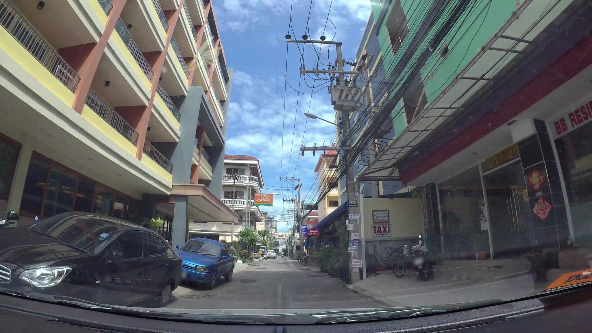 Street view near D Xpress, Pattaya