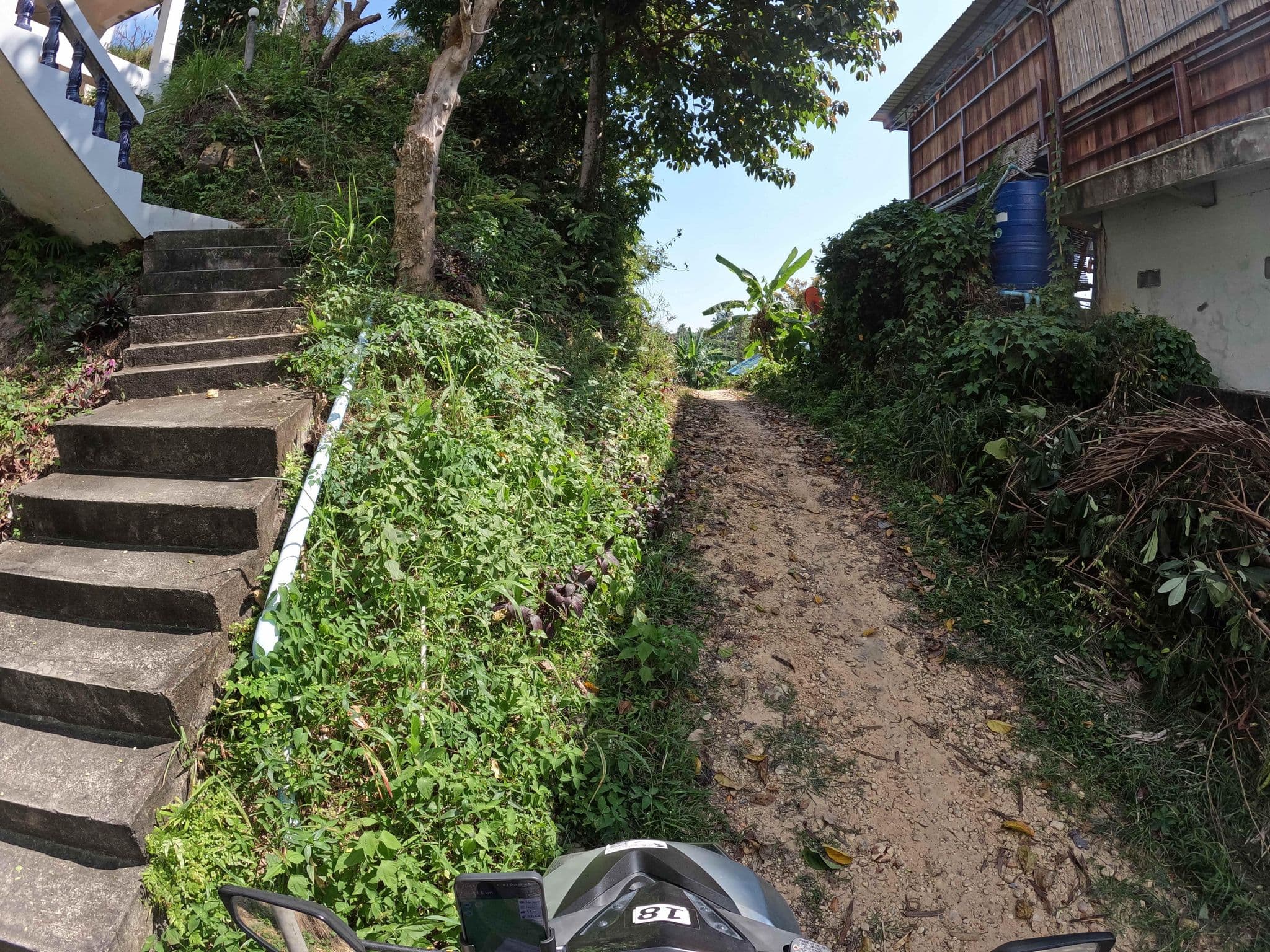 Street view near Ananda Yoga & Detox Center, Ko Pha Ngan