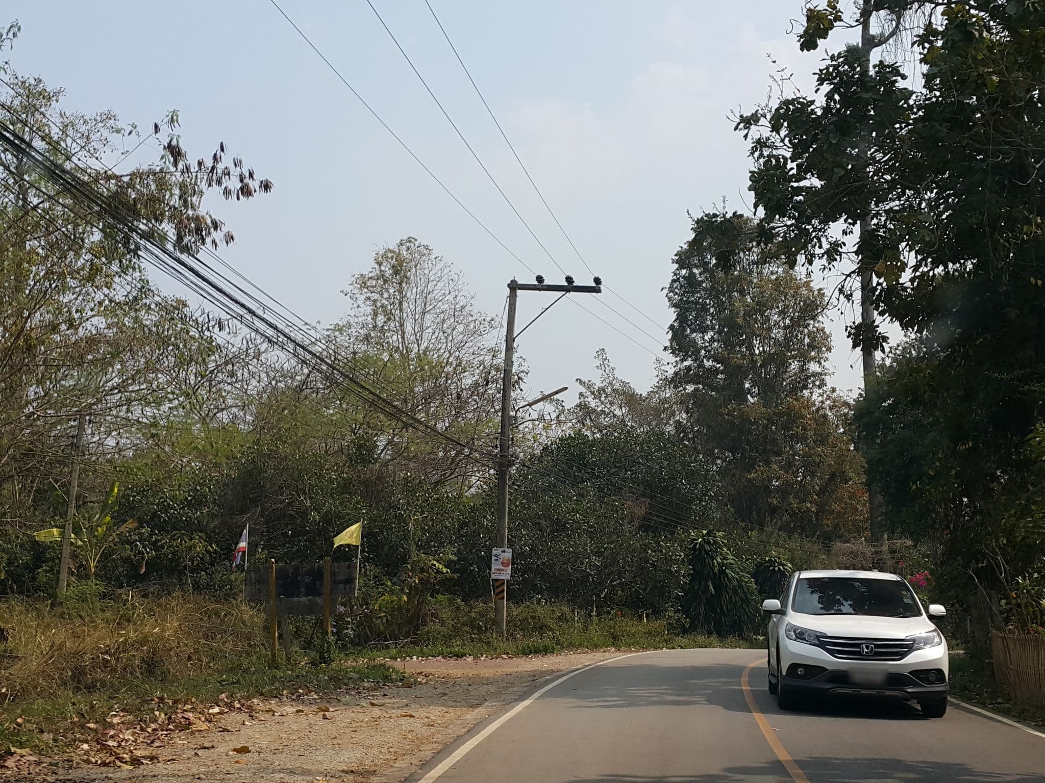 Street view near Chiang Dao Nest 2, Ban Mae Waen — © jrcarlsen (CC BY-SA · Mapillary)
