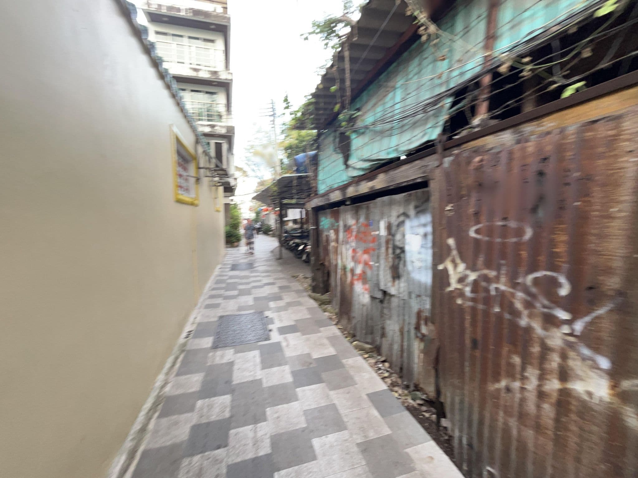 Street view near River View Residence, Samphanthawong — © yudai1206 (CC BY-SA · Mapillary)