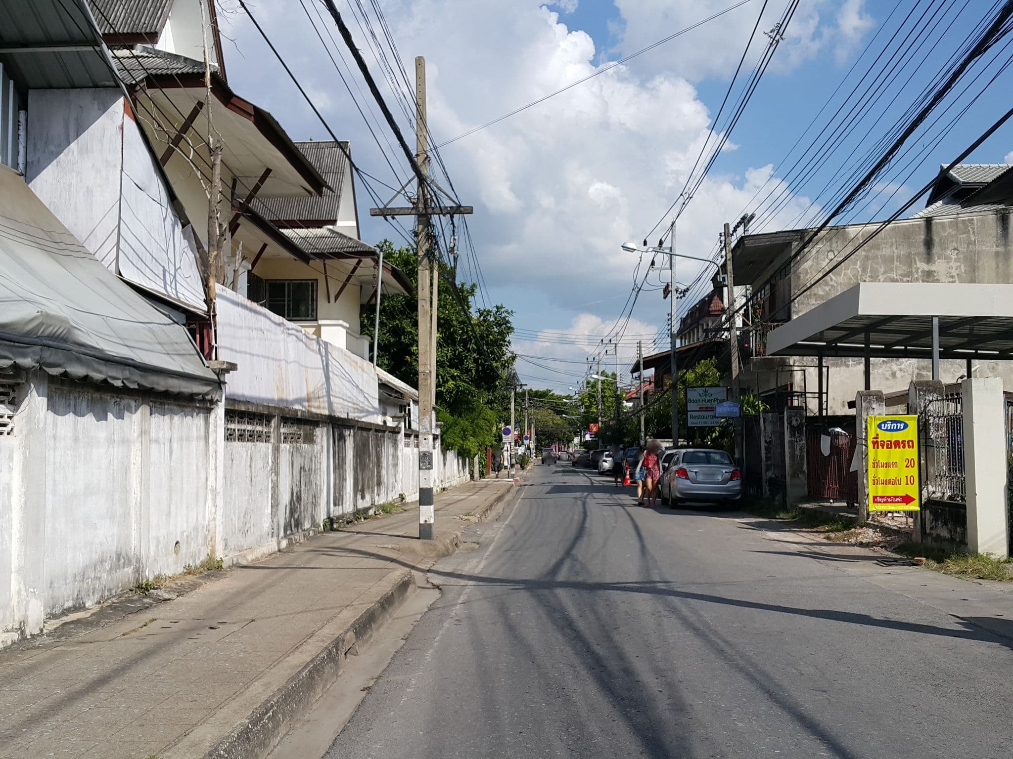 Street view near Kitti Rose Home, Chiang Mai