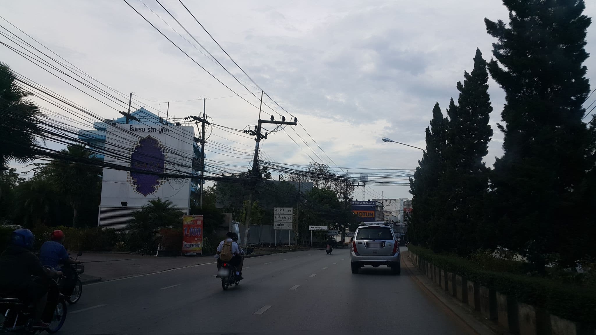 Street view near Rasa Hotel, Chiang Rai