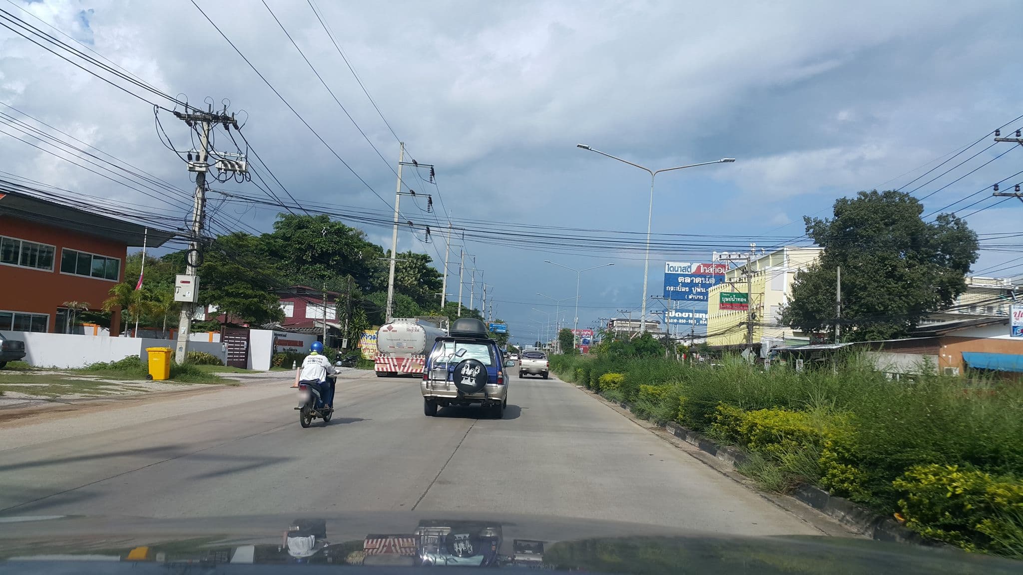 Street view near Green Home, Lampang — © jrcarlsen (CC BY-SA · Mapillary)