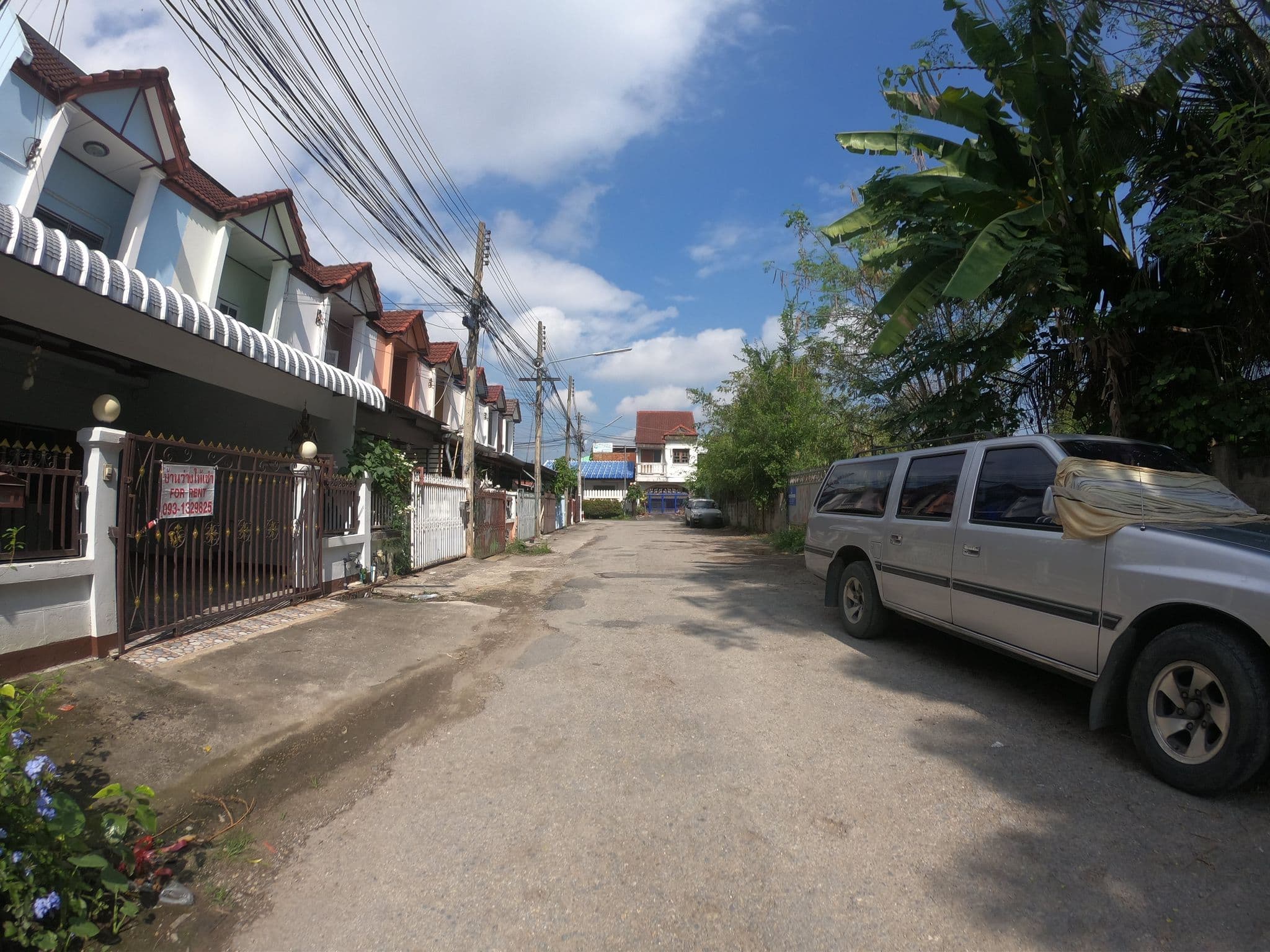 Street view near Boutique House Nipha, Chiang Mai — © chanuwath_grab (CC BY-SA · Mapillary)