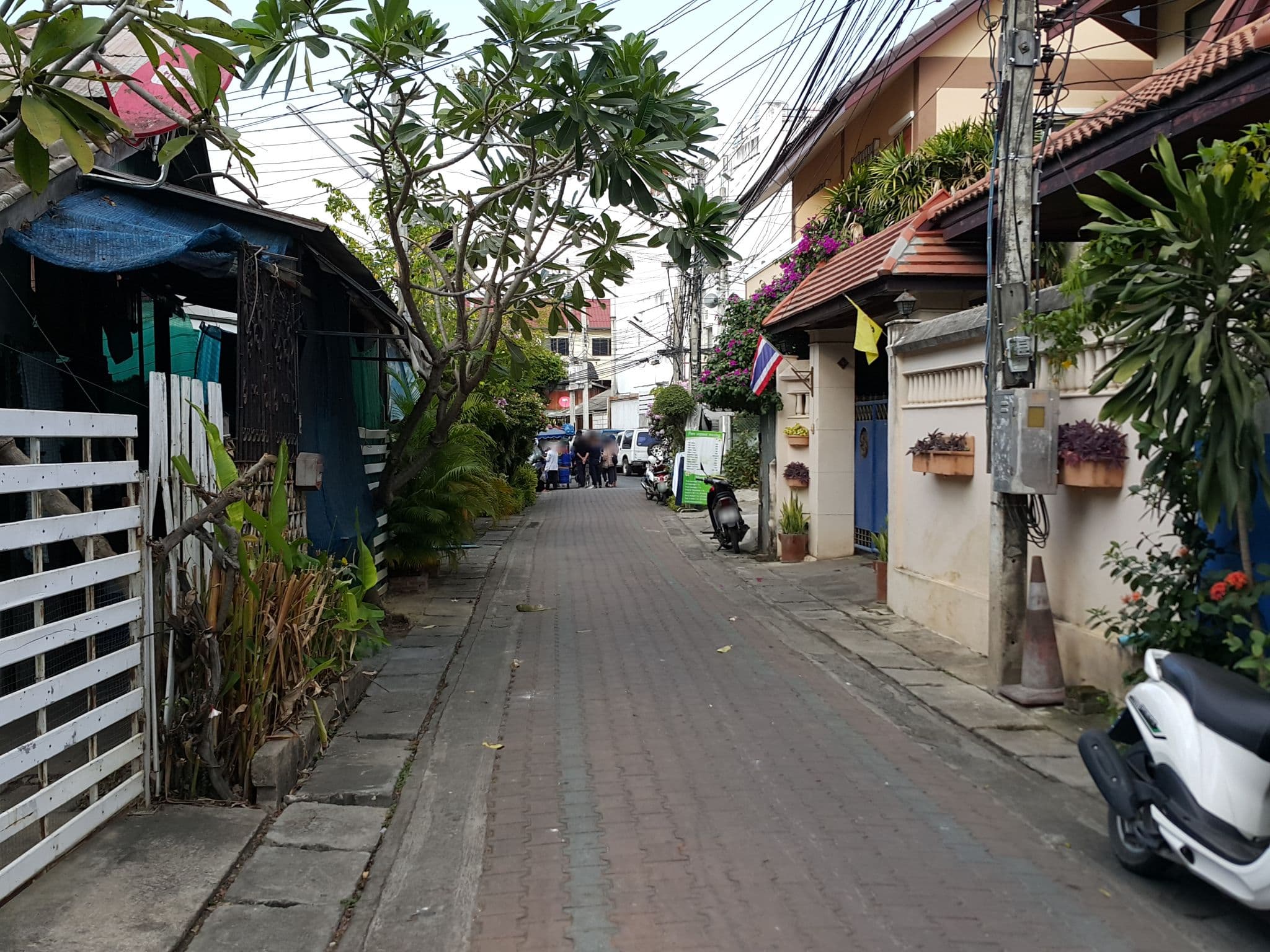 Street view near Center Home City, Chiang Mai