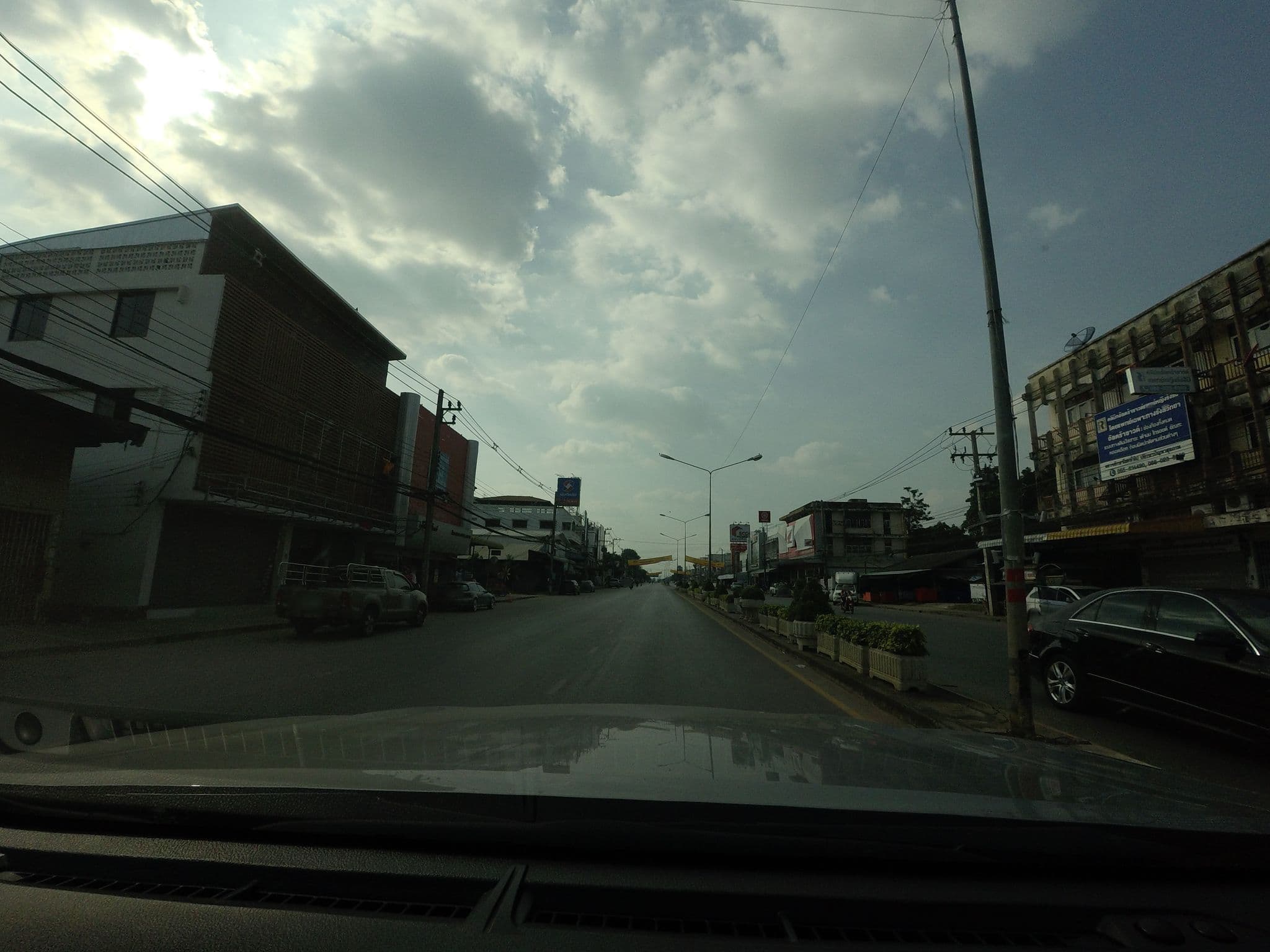 Street view near Ratchatani Hotel, Sukhothai — © mishari (CC BY-SA · Mapillary)