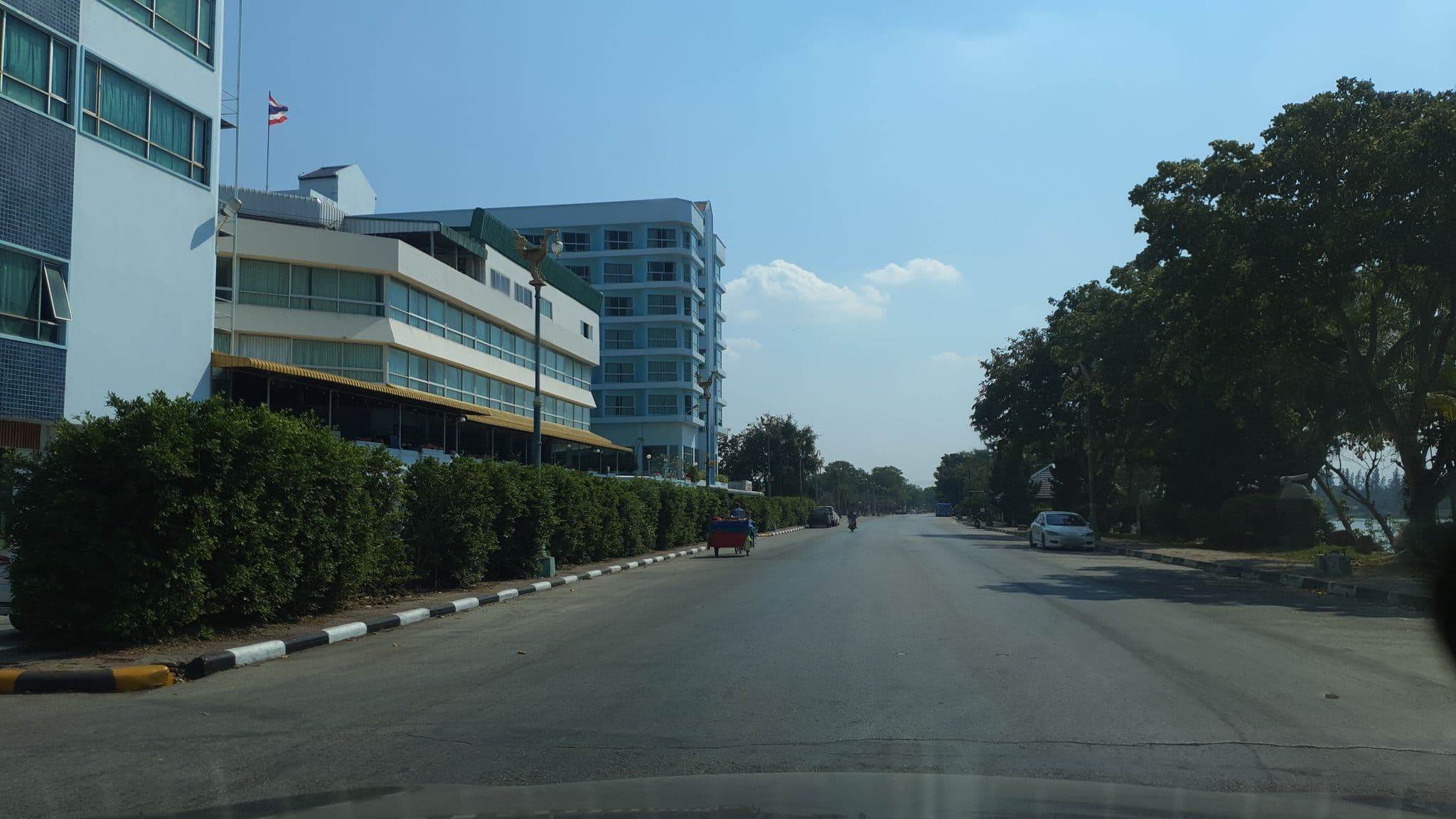 Street view near Viangtak Riverside Hotel, Tak — © jrcarlsen (CC BY-SA · Mapillary)