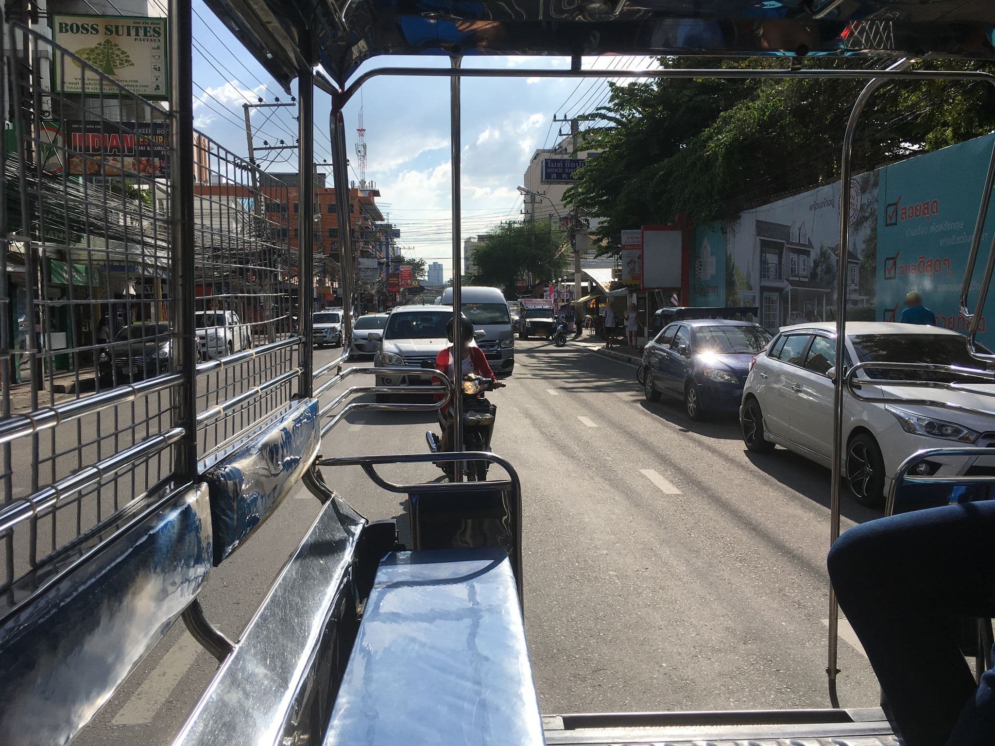 Street view near The Edge, Pattaya