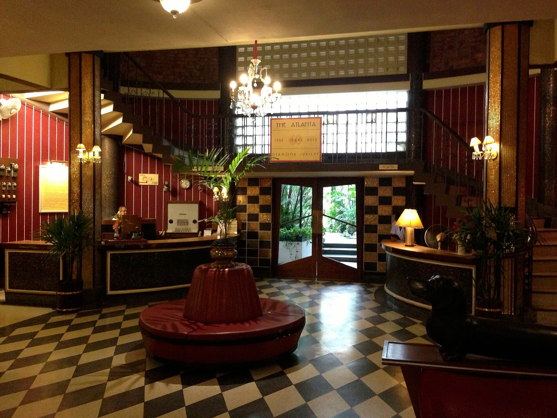 The Atlanta Hotel (via Wikimedia Commons, CC BY-SA 2.0)
