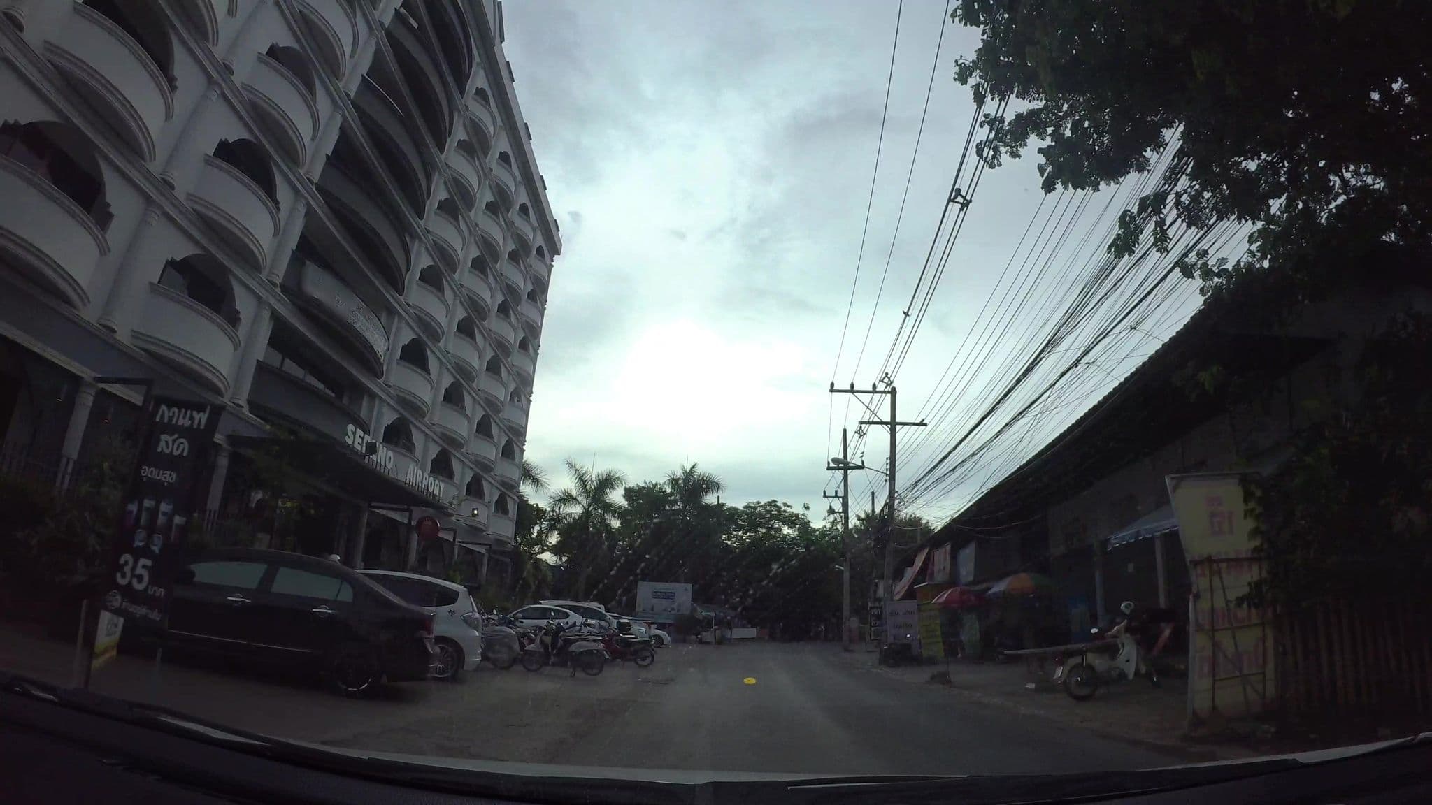 Street view near Chill Cozy Apartment at Sereno, Chiang Mai