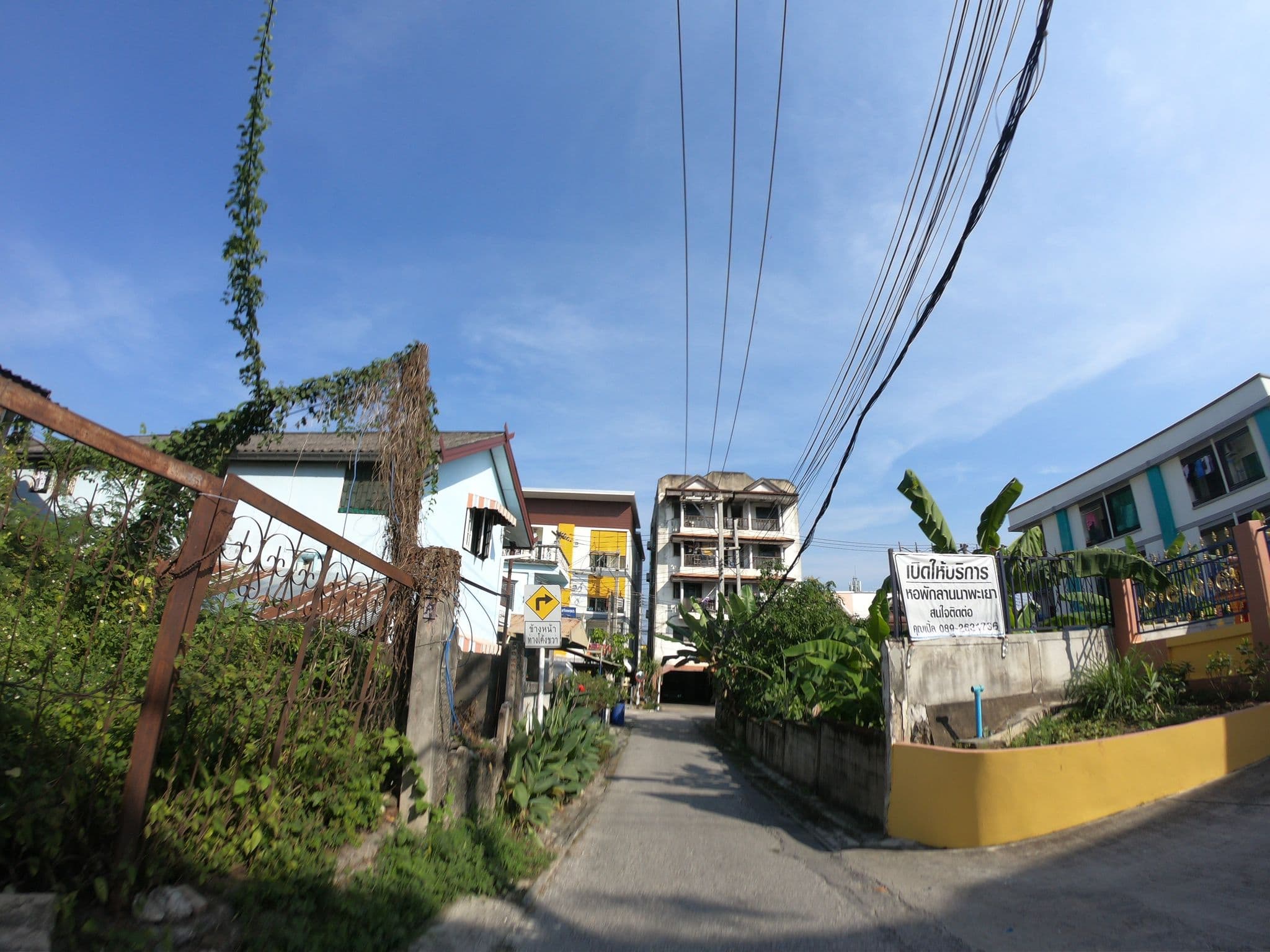 Street view near Spring Day House, Chiang Mai