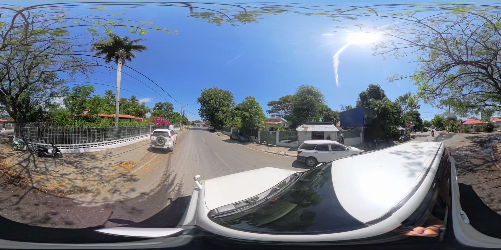 Street view near Casa Minha Backpackers, Dili — © kahbeng (CC BY-SA · Mapillary)
