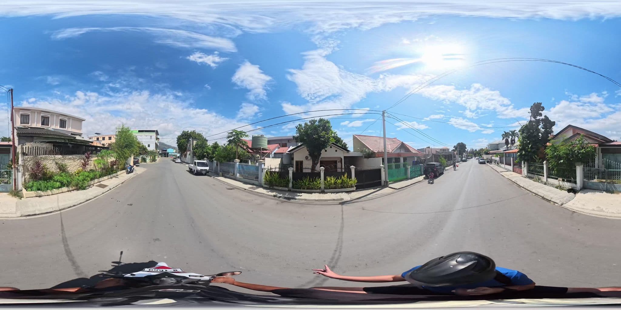 Street view near Hotel Long Xiang, Dili — © kahbeng (CC BY-SA · Mapillary)