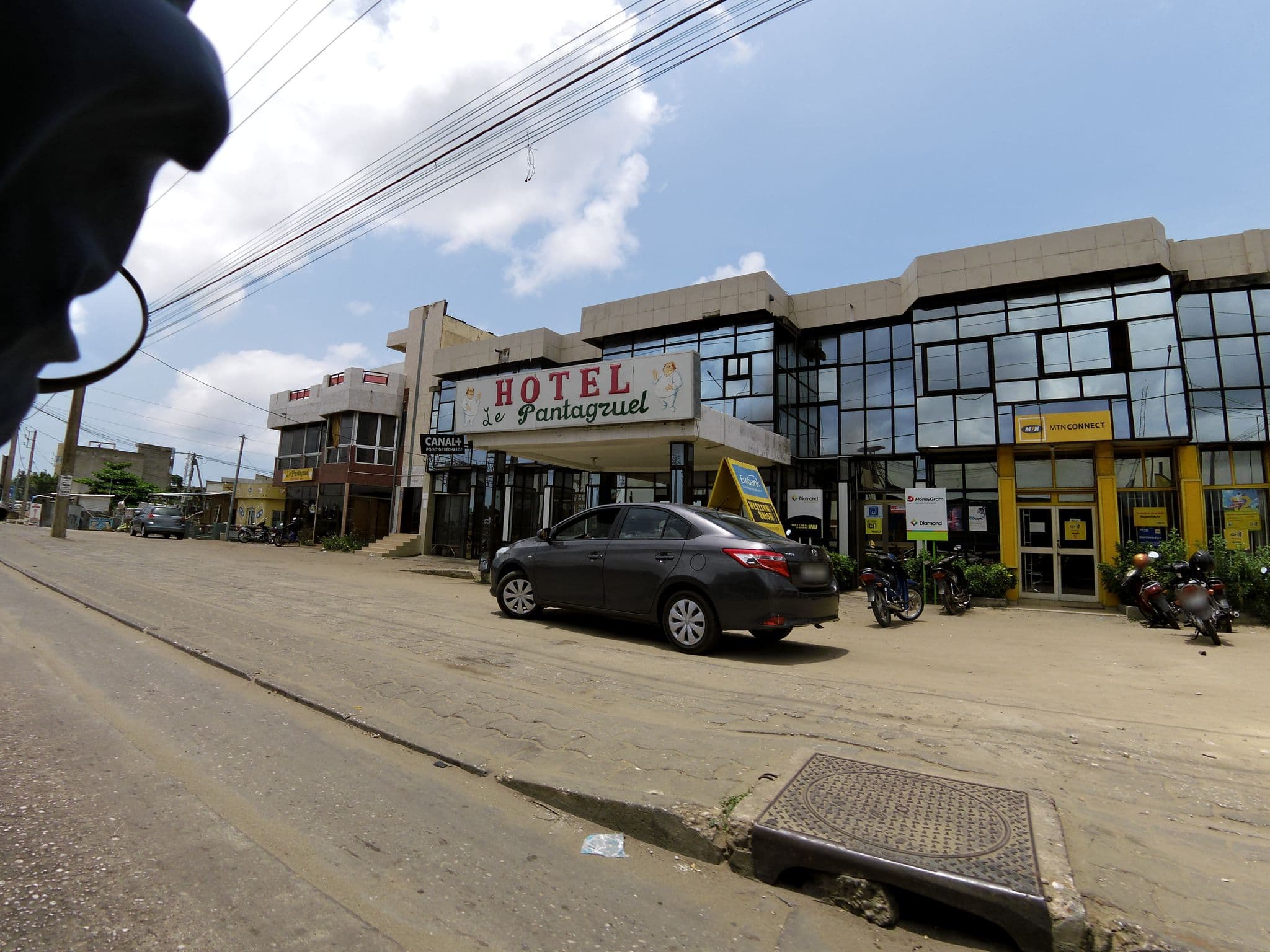 Street view near Pantagruel, Godomè — © mensanh (CC BY-SA · Mapillary)