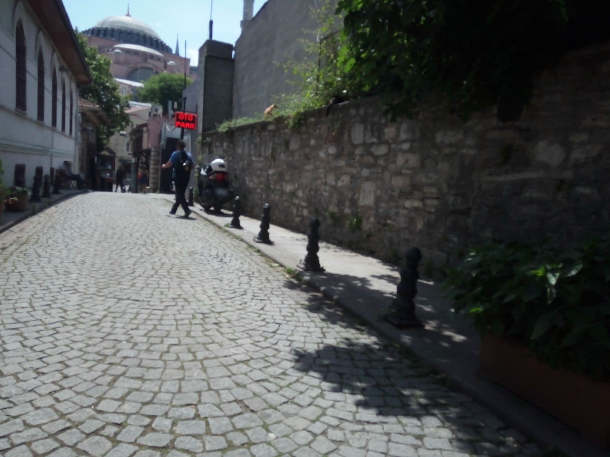 Street view near Zeynep Sultan Hotel, Sultanahmet