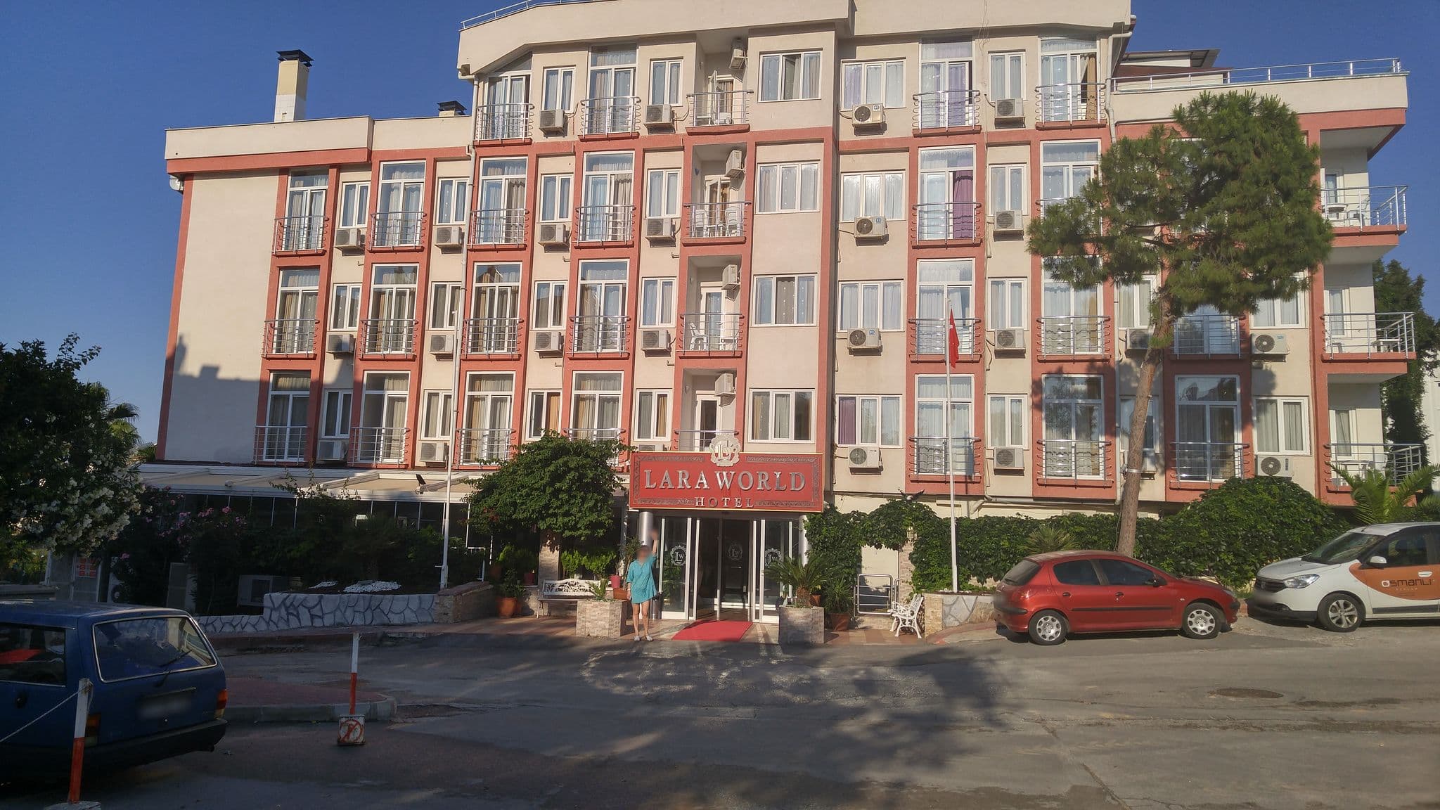 Street view near Lara World Hotel, Muratpaşa — © somm61 (CC BY-SA · Mapillary)