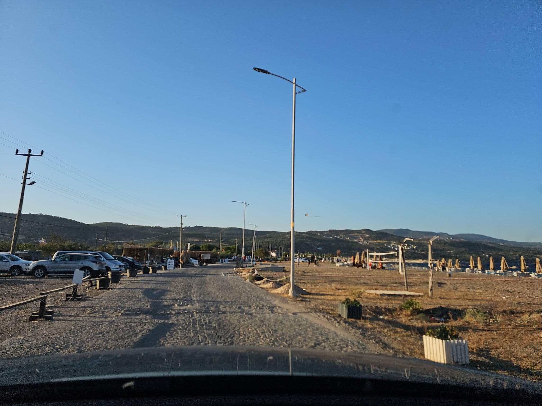 Street view near Derya Kamping, Behram — © observer17 (CC BY-SA · Mapillary)