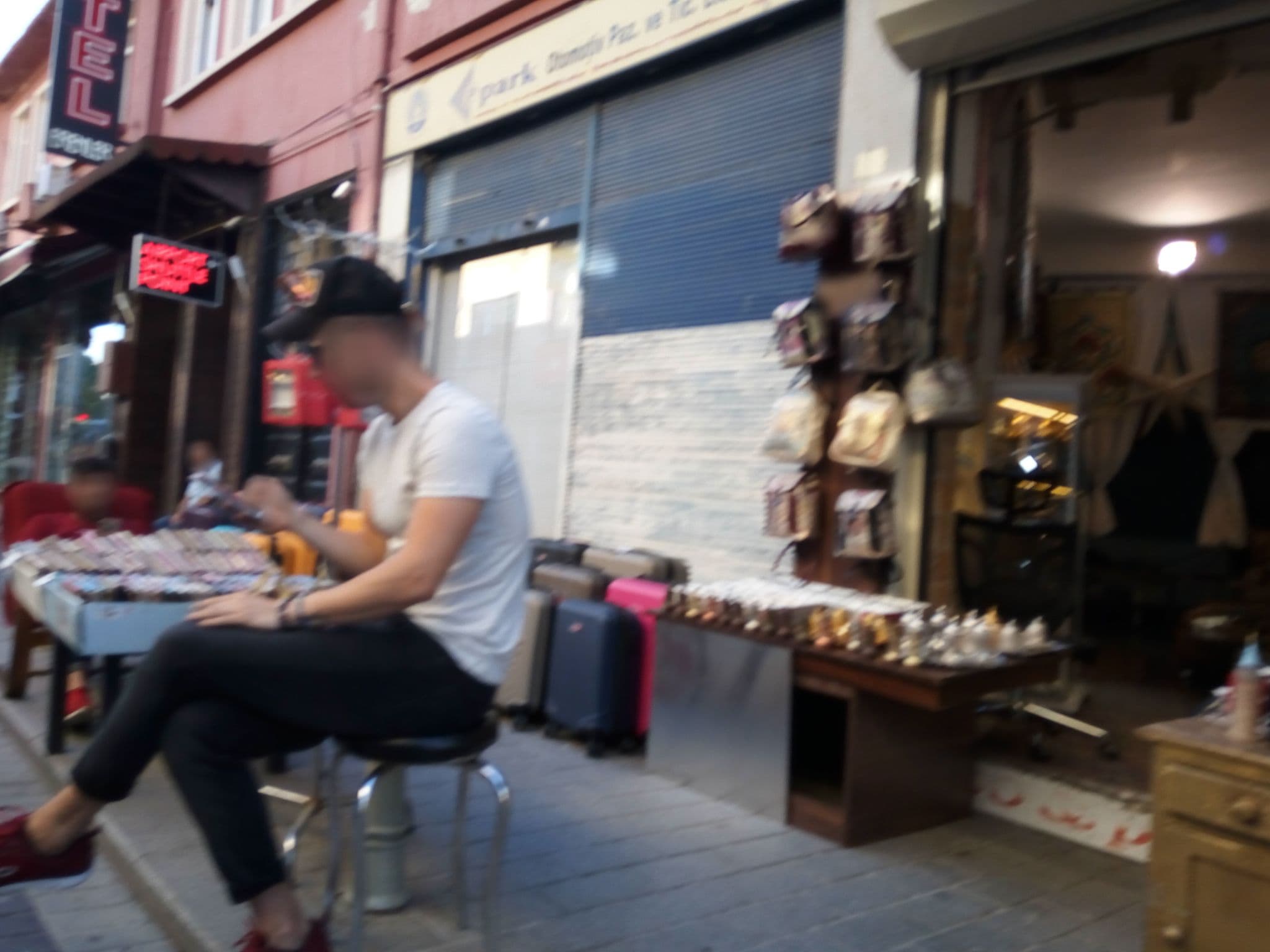 Street view near Gulhanepark Hotel, Eminönü — © mapfool (CC BY-SA · Mapillary)