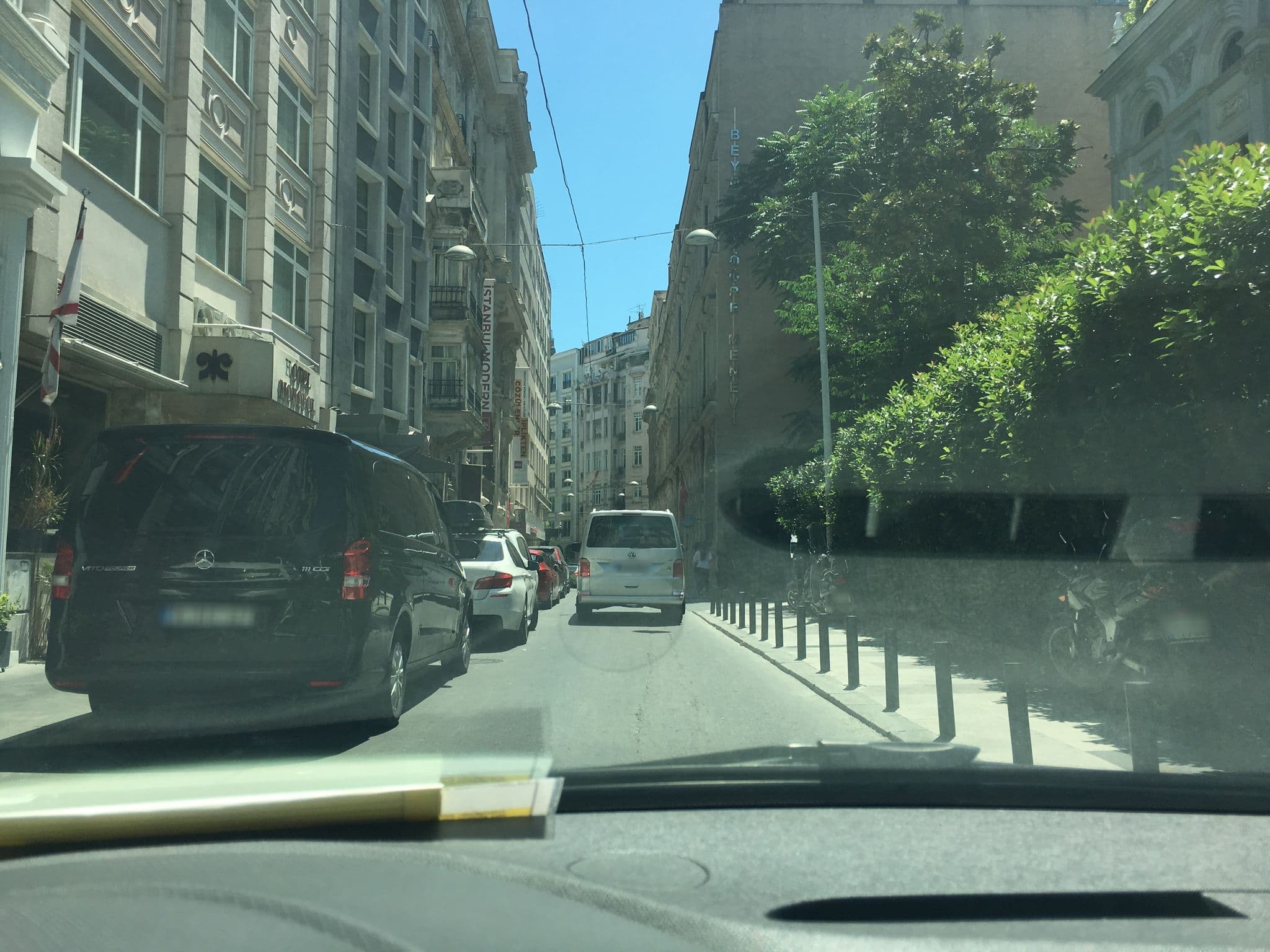 Street view near Monopol, Eminönü