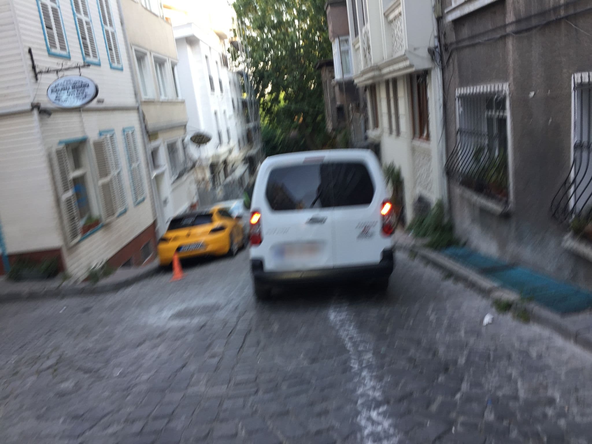 Street view near Alhambra Residence, Sultanahmet
