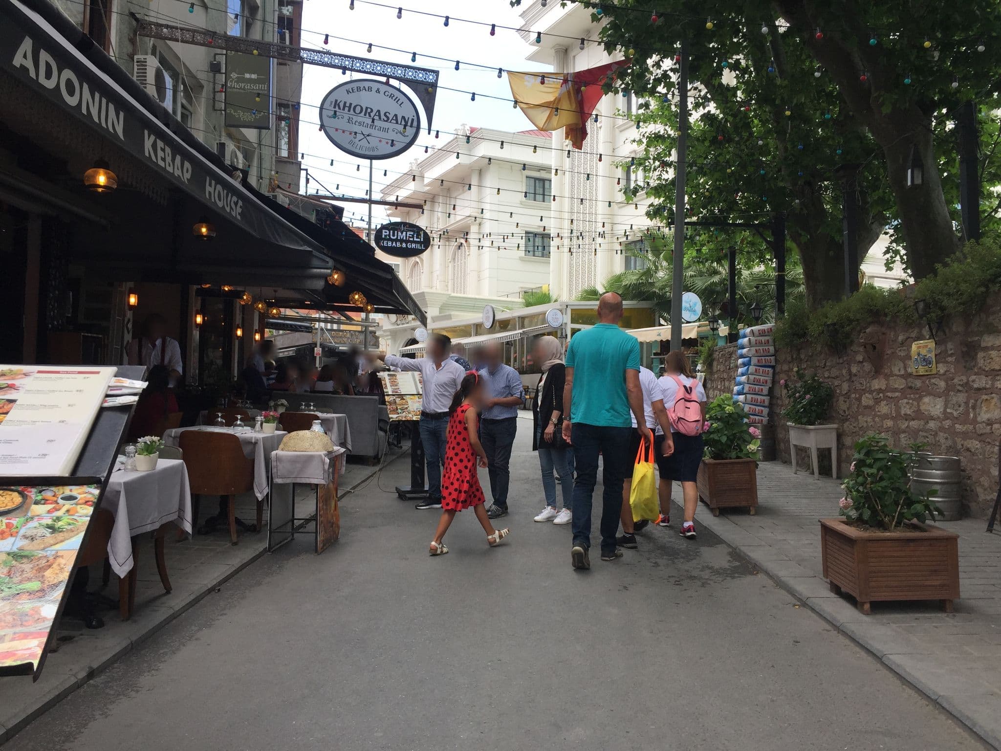 Street view near Ambassador, Sultanahmet