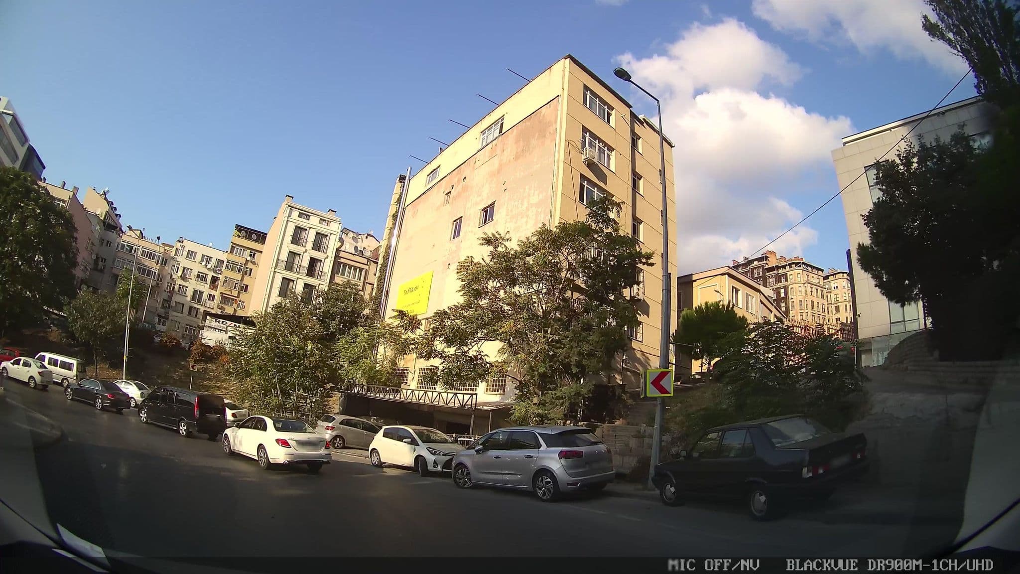 Street view near The Elysium Istanbul MGallery by Sofitel, Şişli