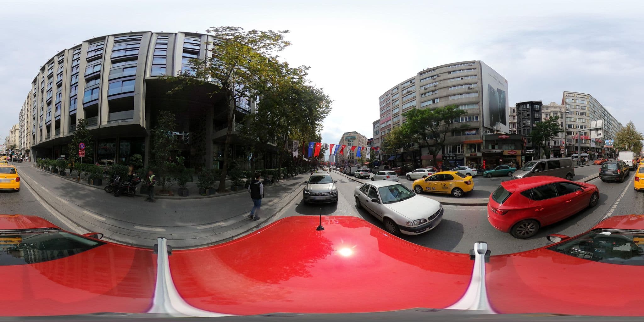 Street view near Ramada Plaza, Şişli
