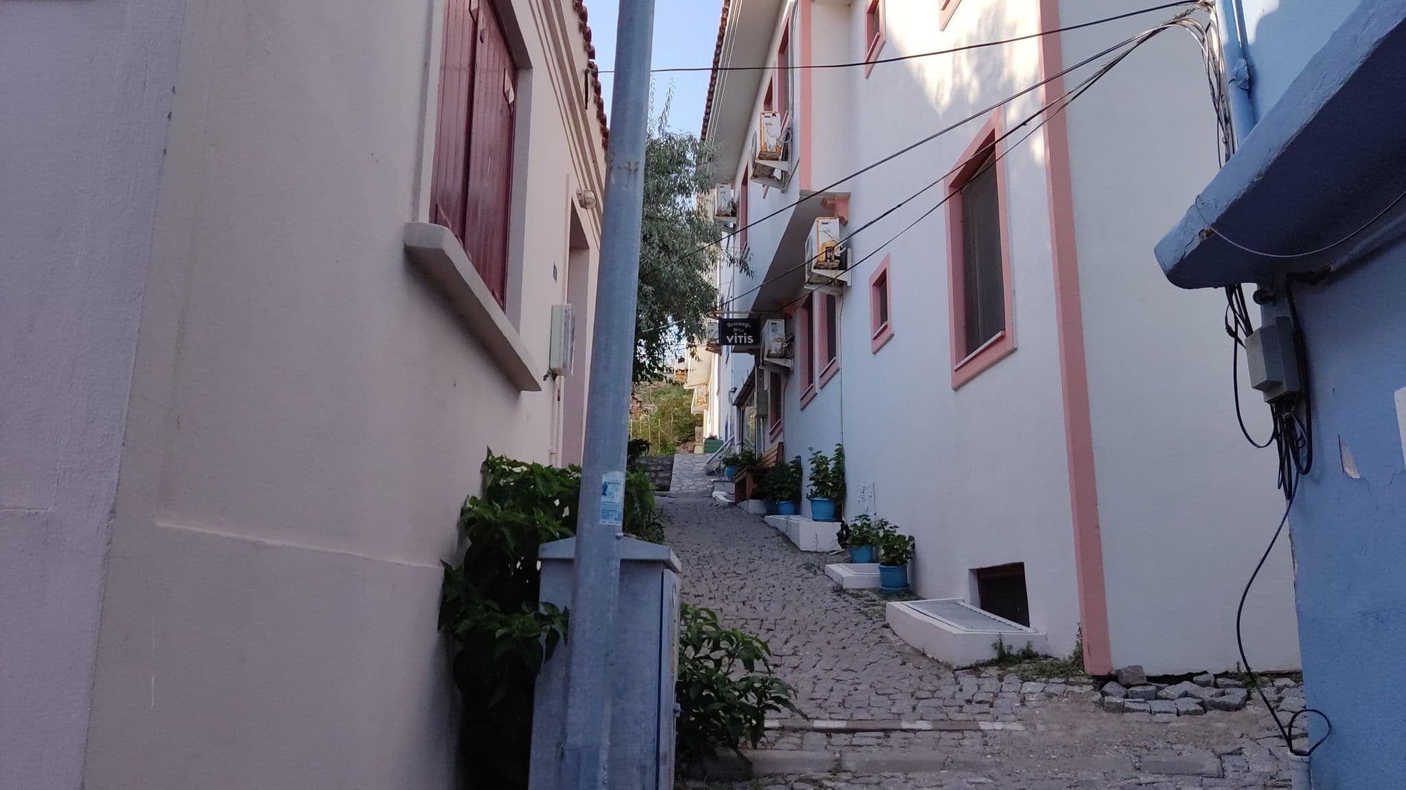 Street view near Akgün Pansiyon, Bozcaada — © orkut (CC BY-SA · Mapillary)