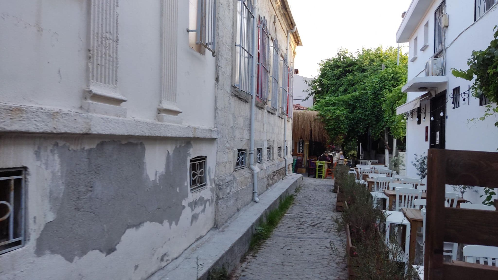 Street view near Latife Hanım Konağı, Bozcaada — © orkut (CC BY-SA · Mapillary)