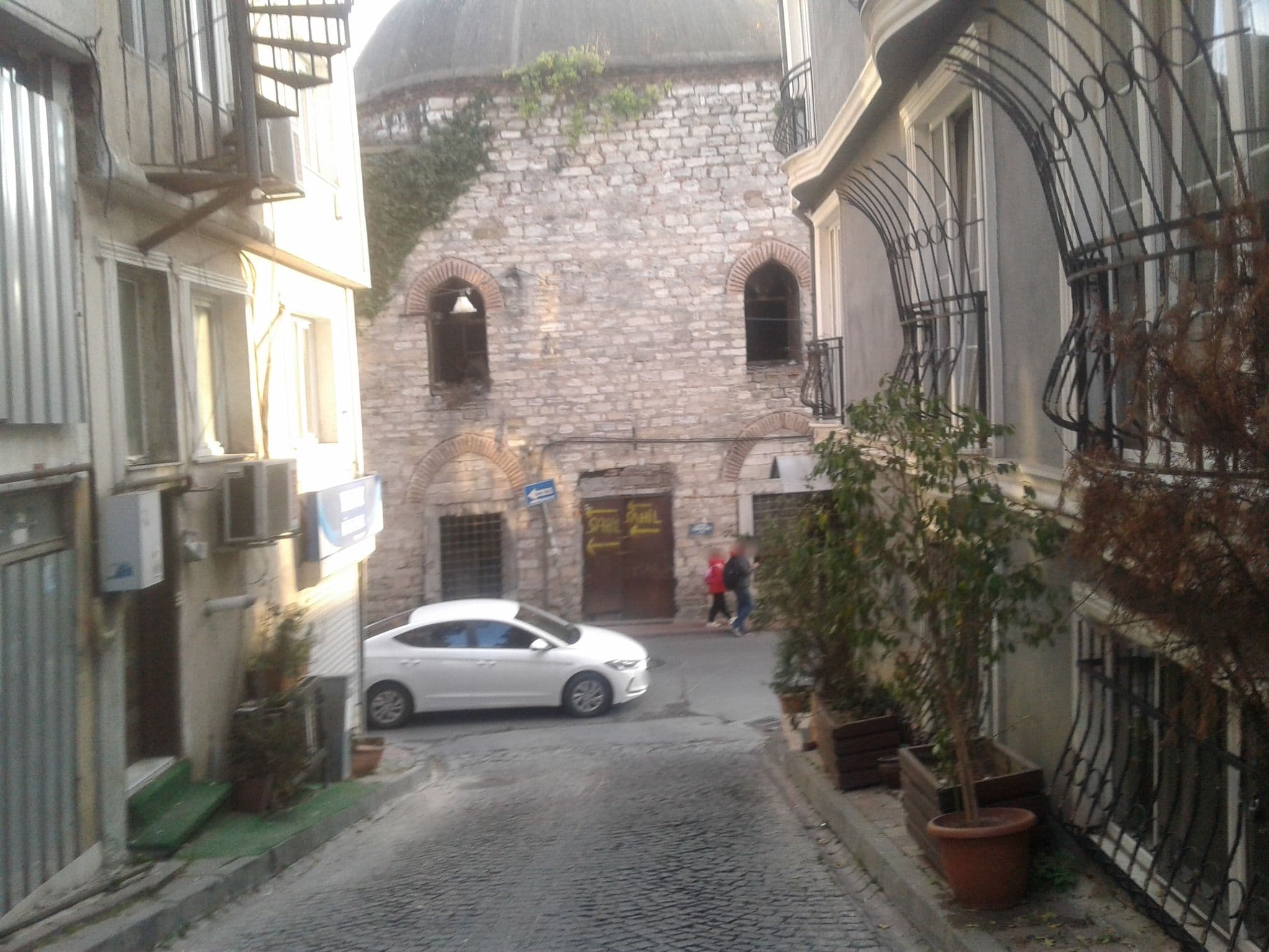 Street view near Basileus Hotel, Sultanahmet