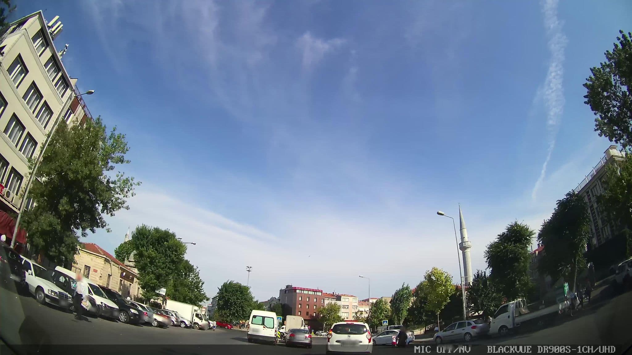 Street view near Hayat hotel, Fatih — © asturksever (CC BY-SA · Mapillary)