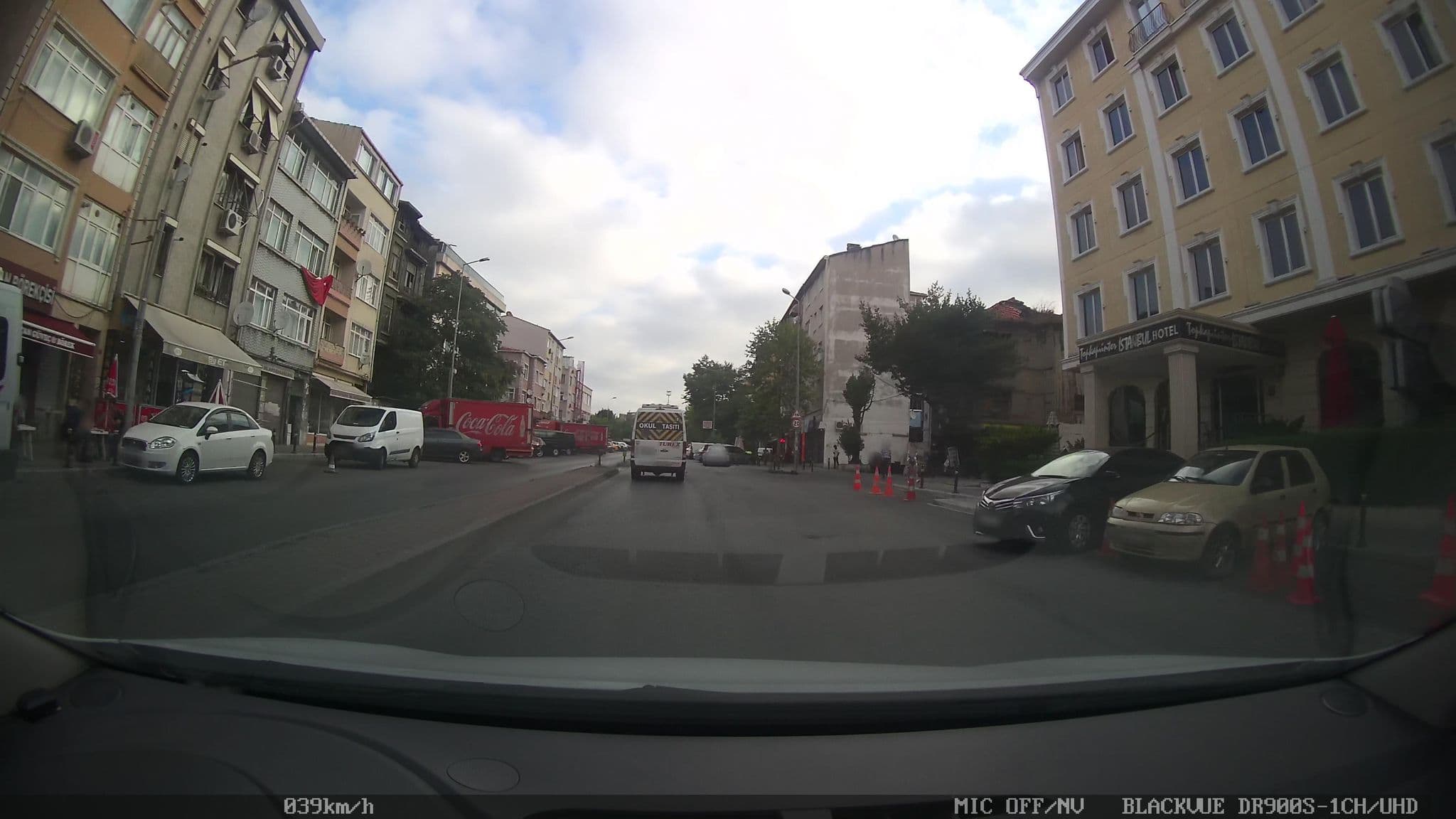 Street view near Topkapi Inter Istanbul Hotel, Fatih — © ahmetegri (CC BY-SA · Mapillary)