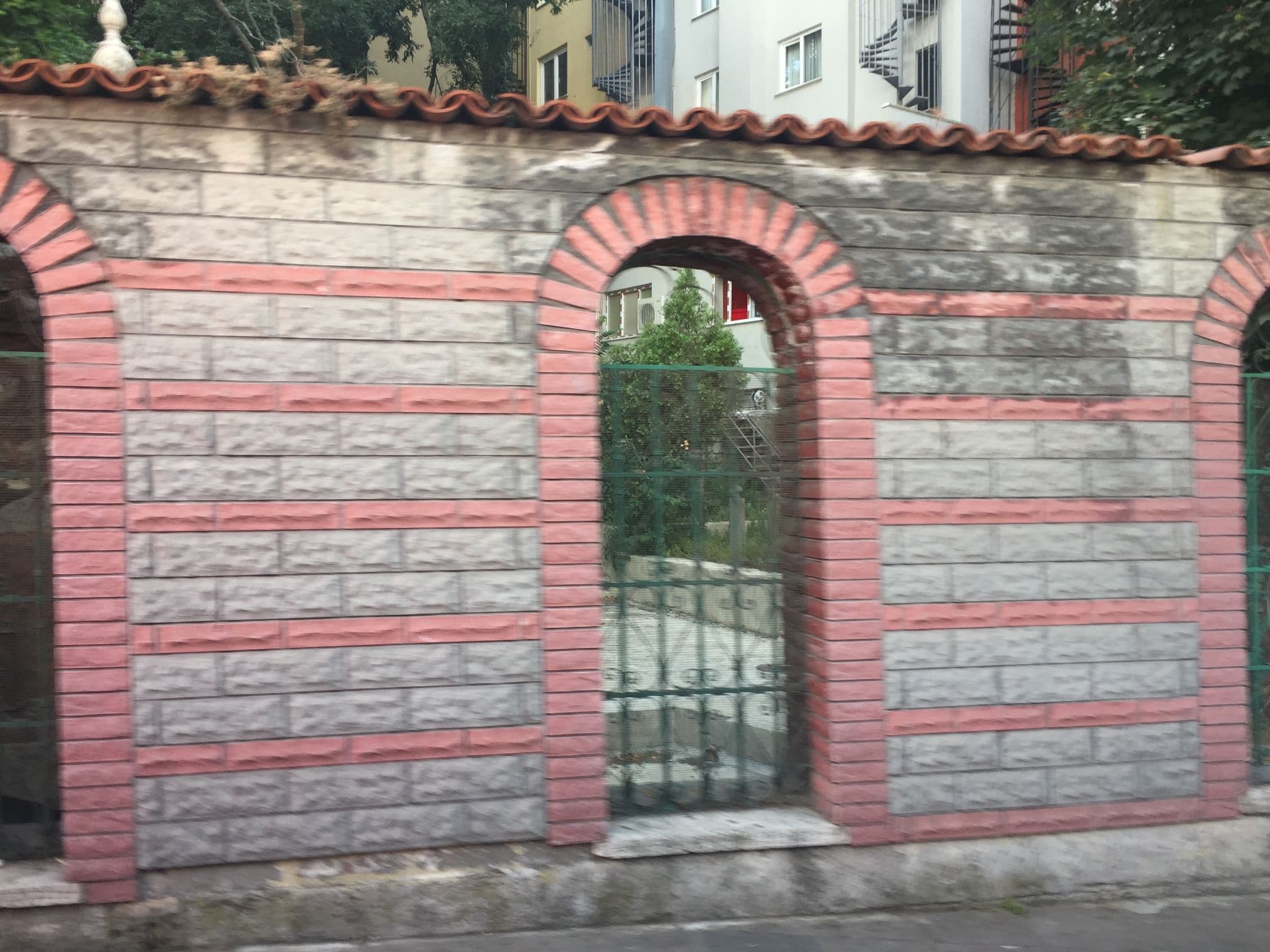 Street view near Olimpiyat Hotel, Eminönü